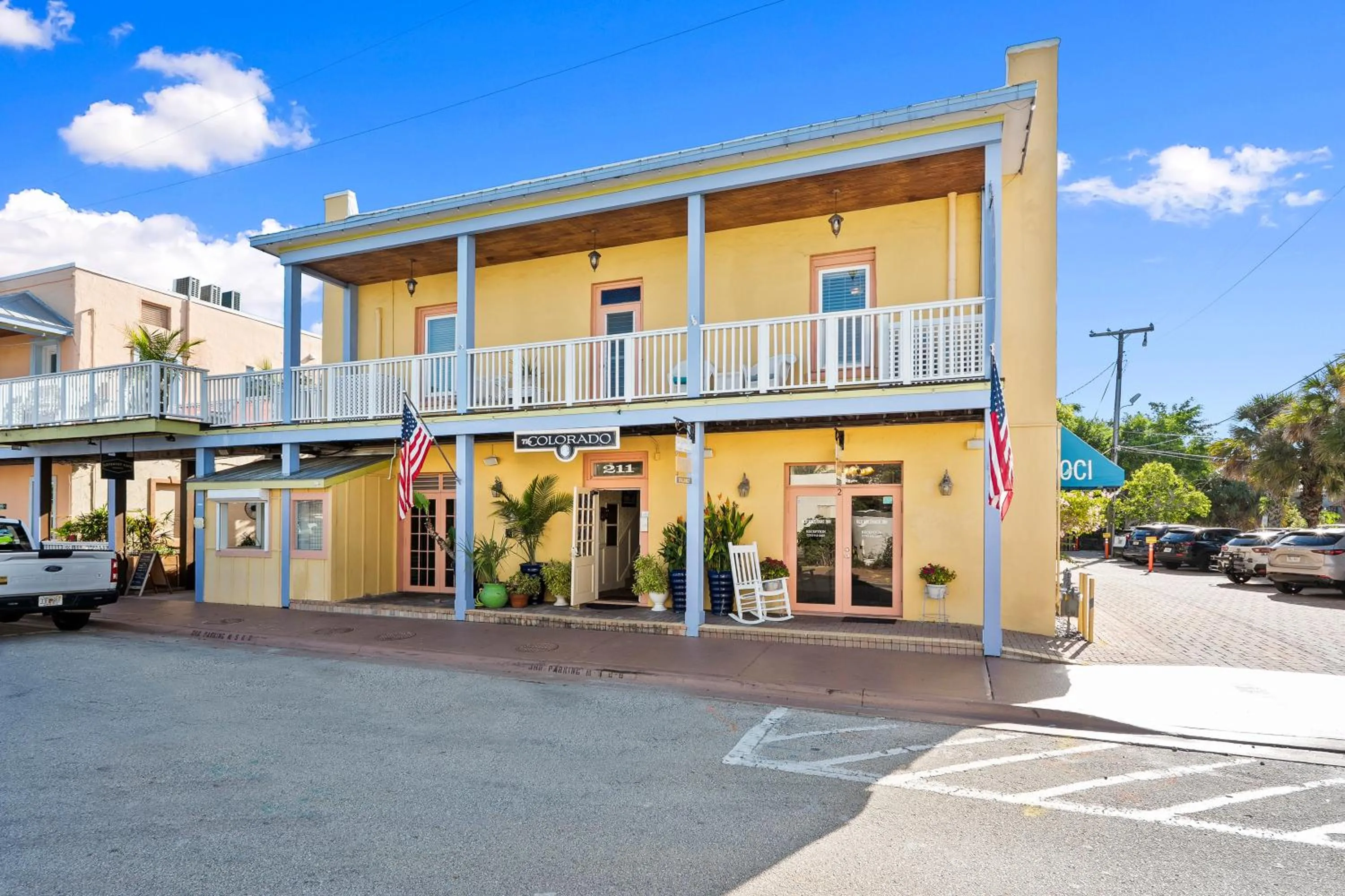 Property building in Old Colorado Inn