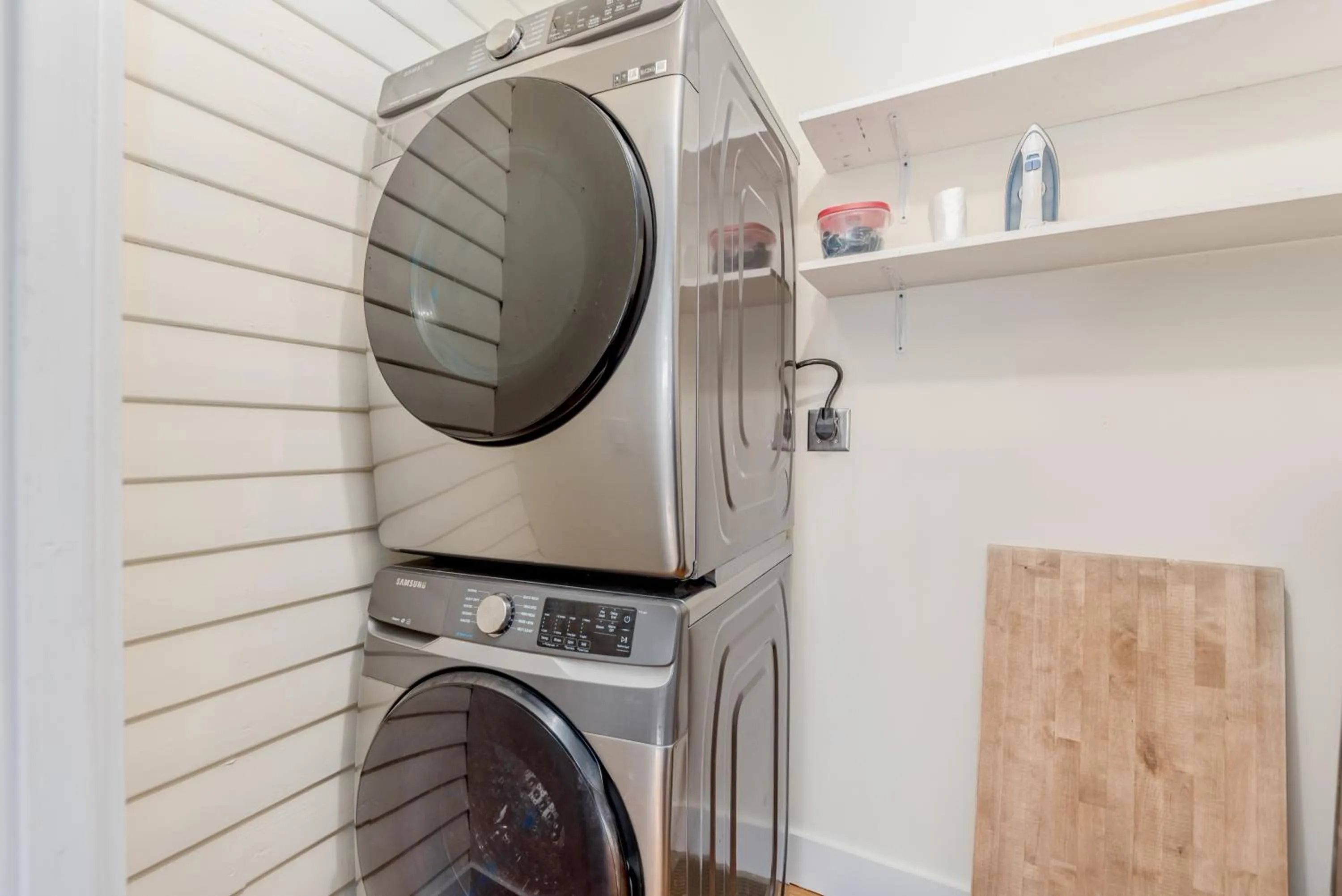 washing machine in Old Colorado Inn