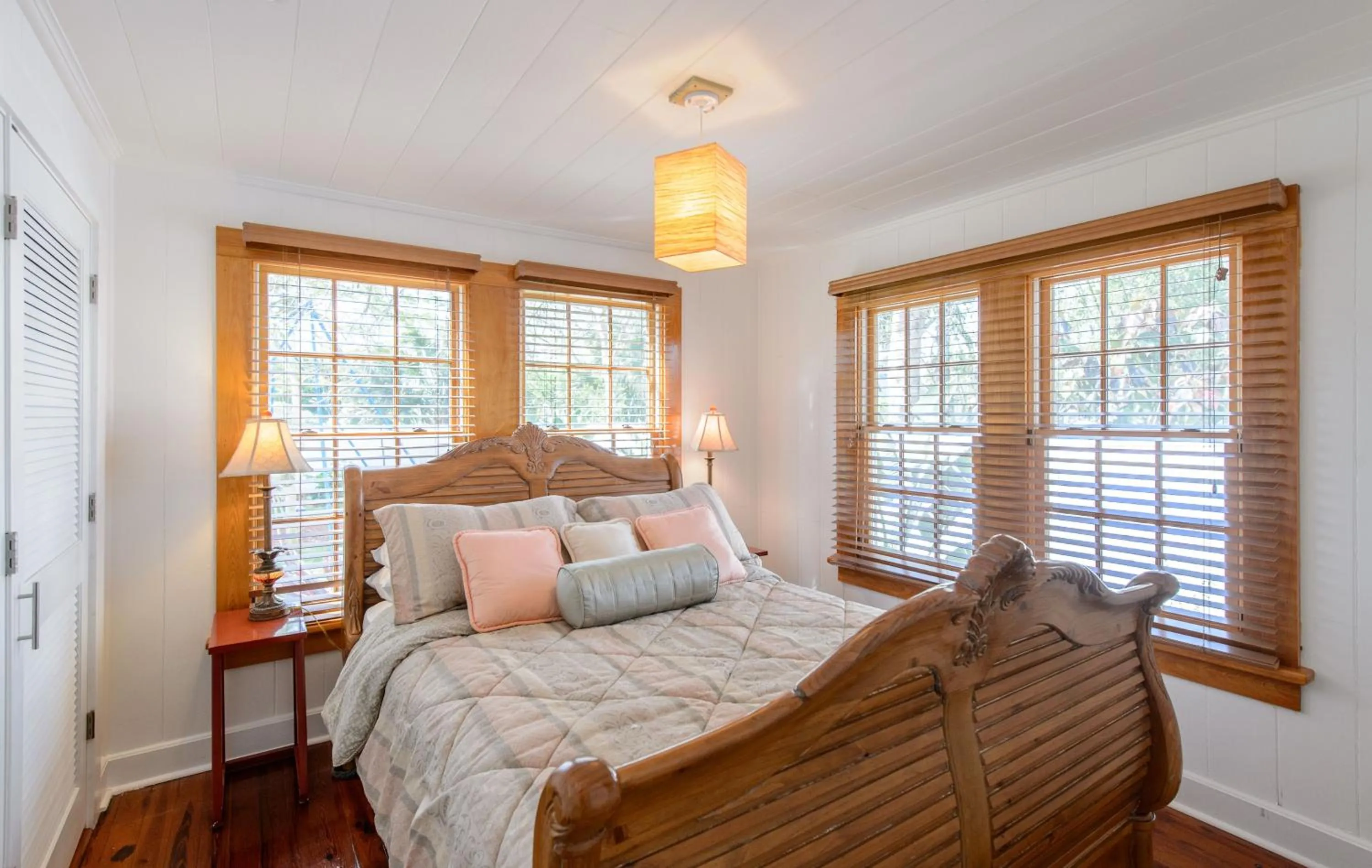 Bed in Old Colorado Inn