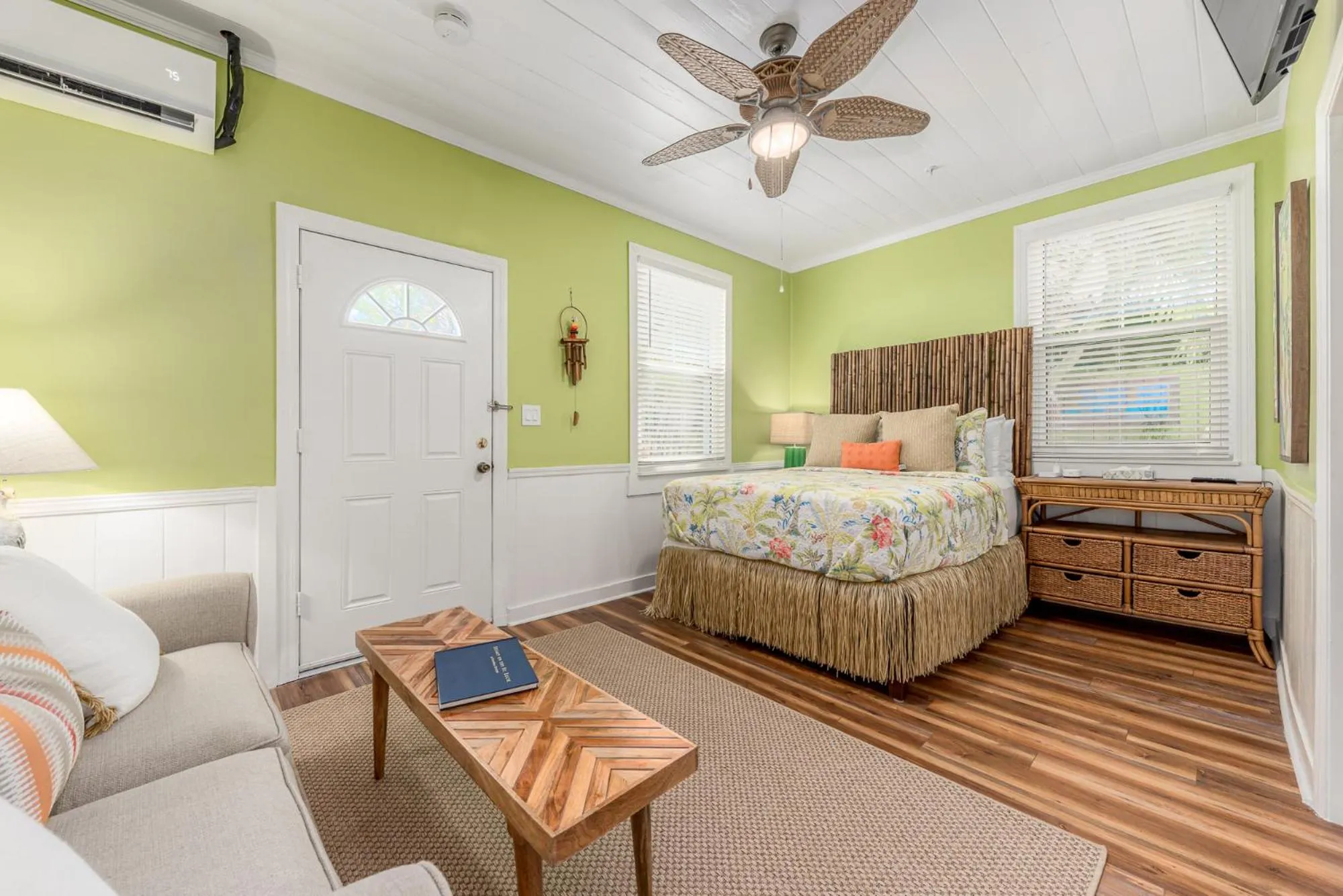 Bed in Old Colorado Inn