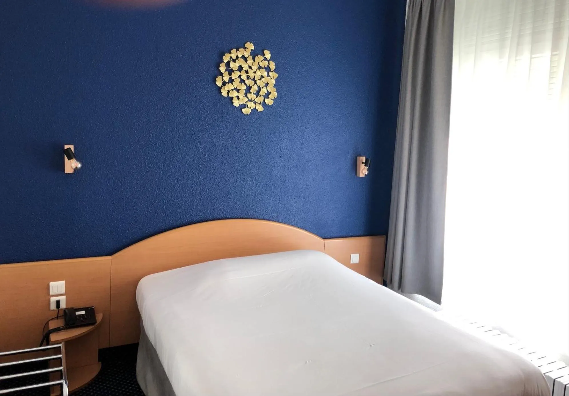 Bedroom, Bed in Hotel Le Progres