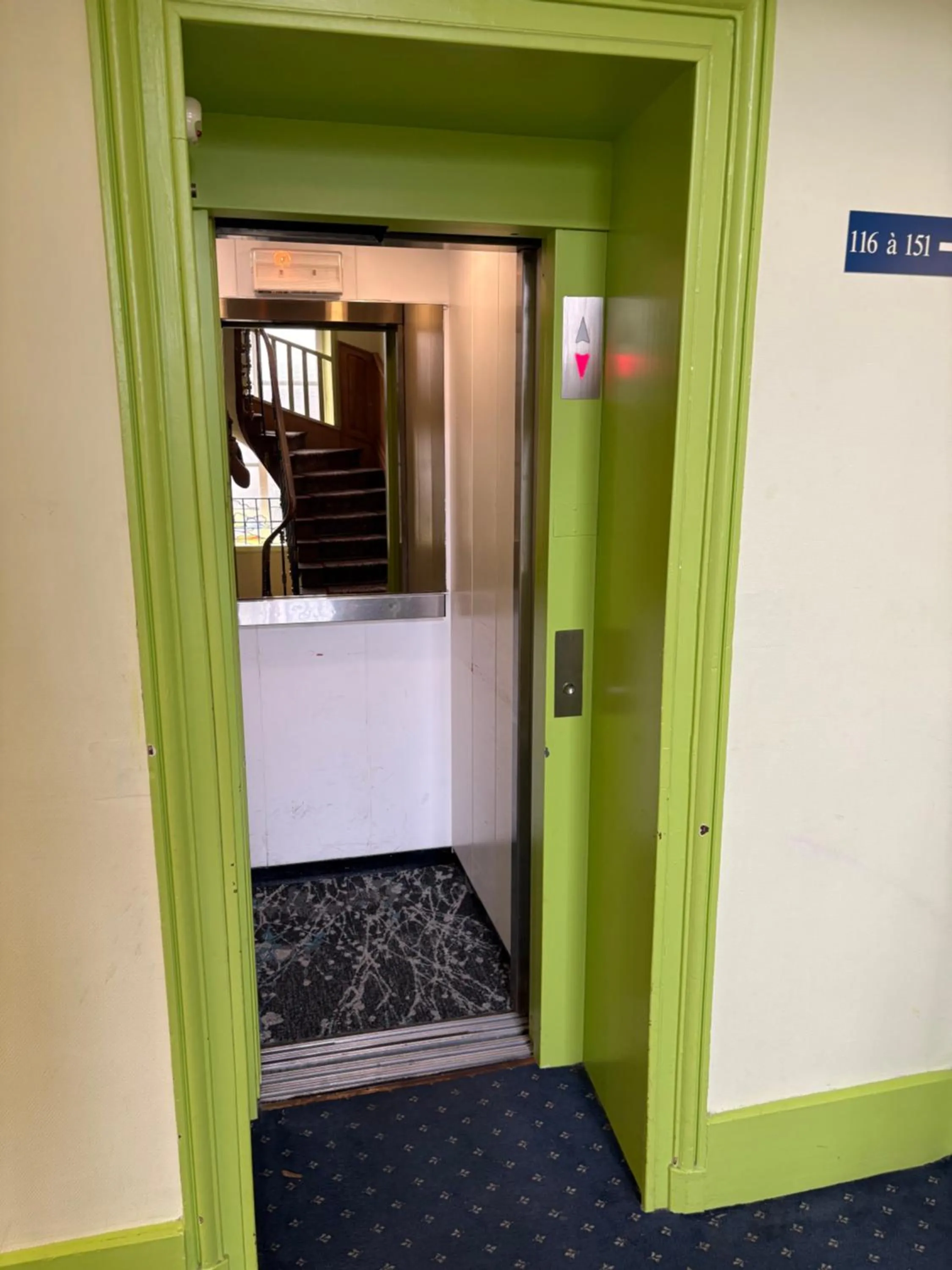 Hotel Couleurs Sud Centre-ville Gare Charleville-Mézières