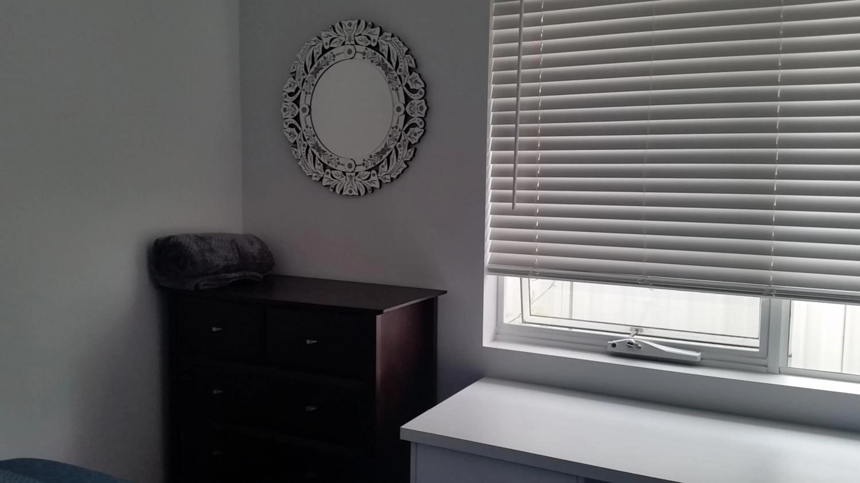 Property building in C'est La Vie Bed & Breakfast