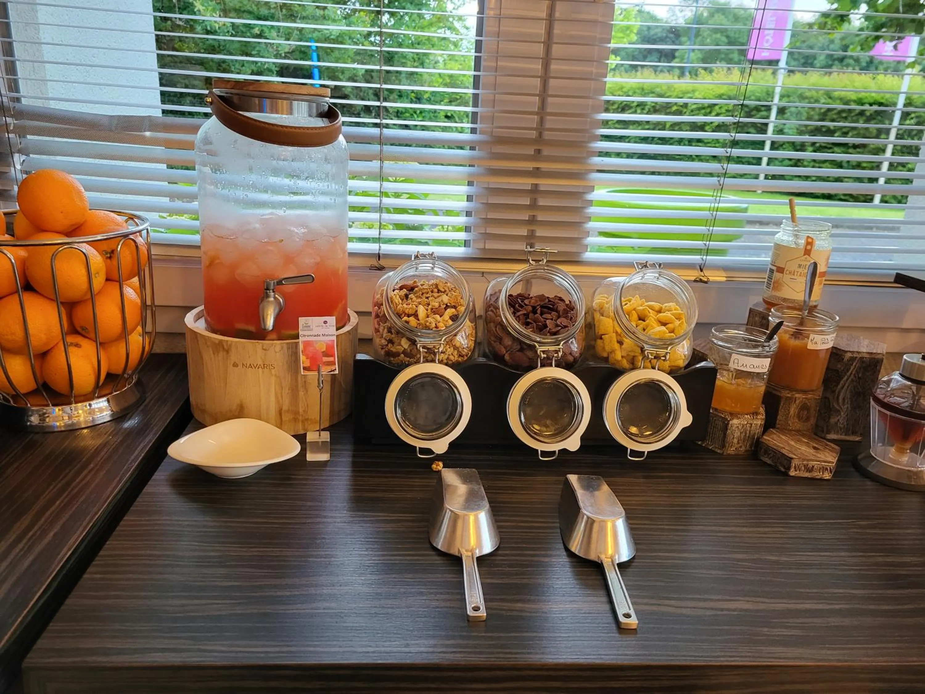 Breakfast in Hotel Restaurant Du Parc Saumur Logis Elégance