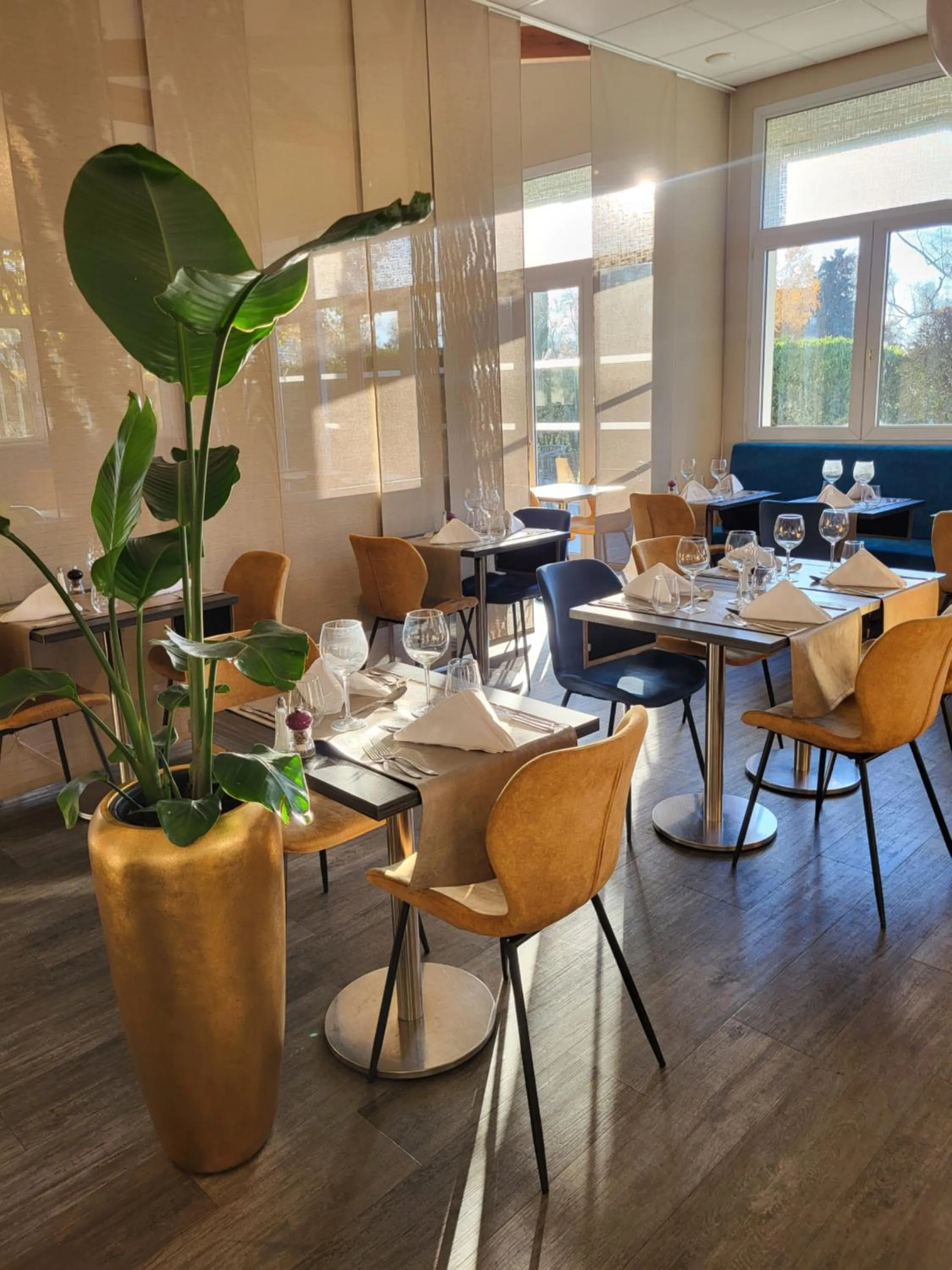 Restaurant/places to eat in Hotel Restaurant Du Parc Saumur Logis Elégance