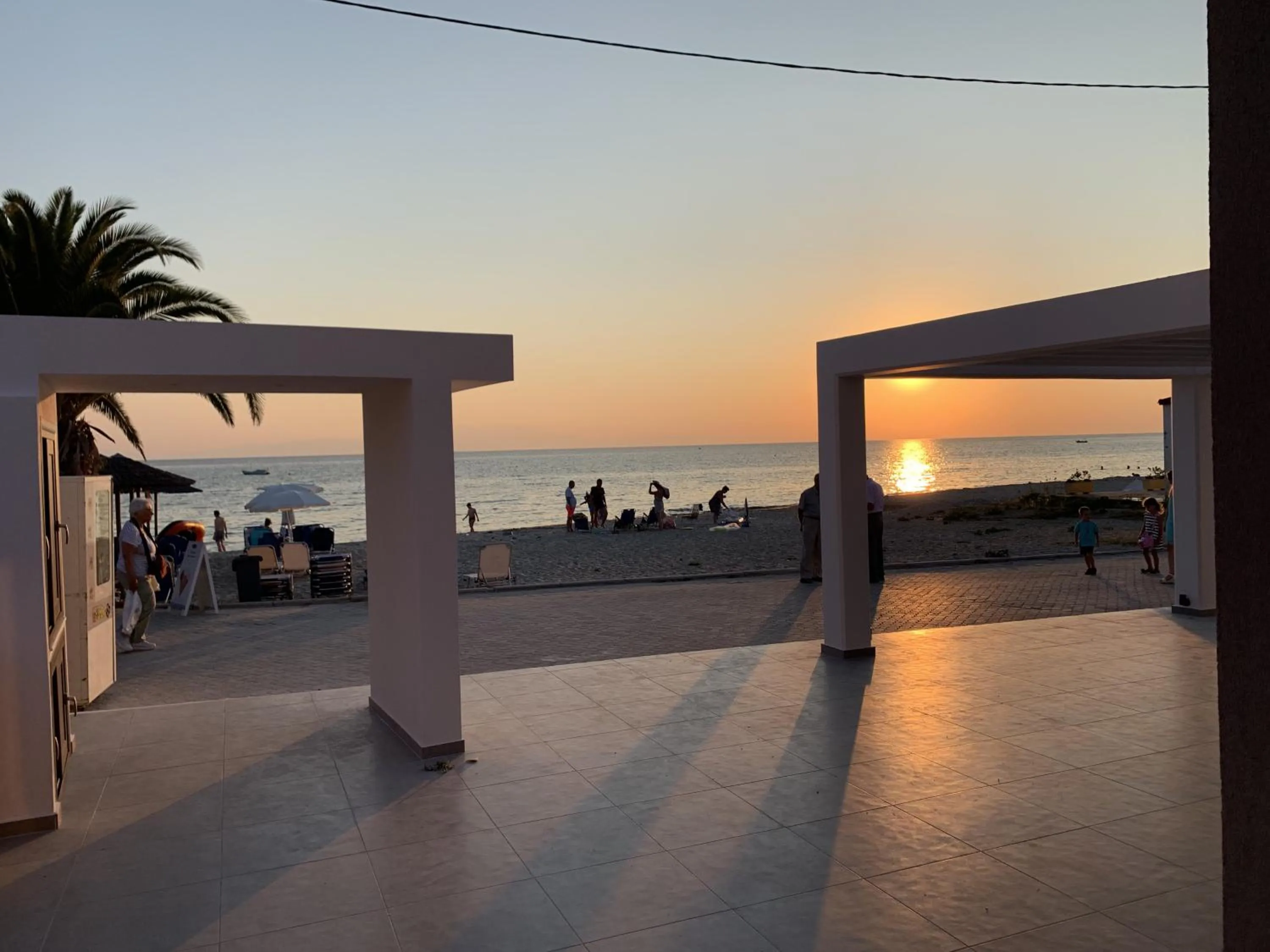 People in Vit'S sea Villa