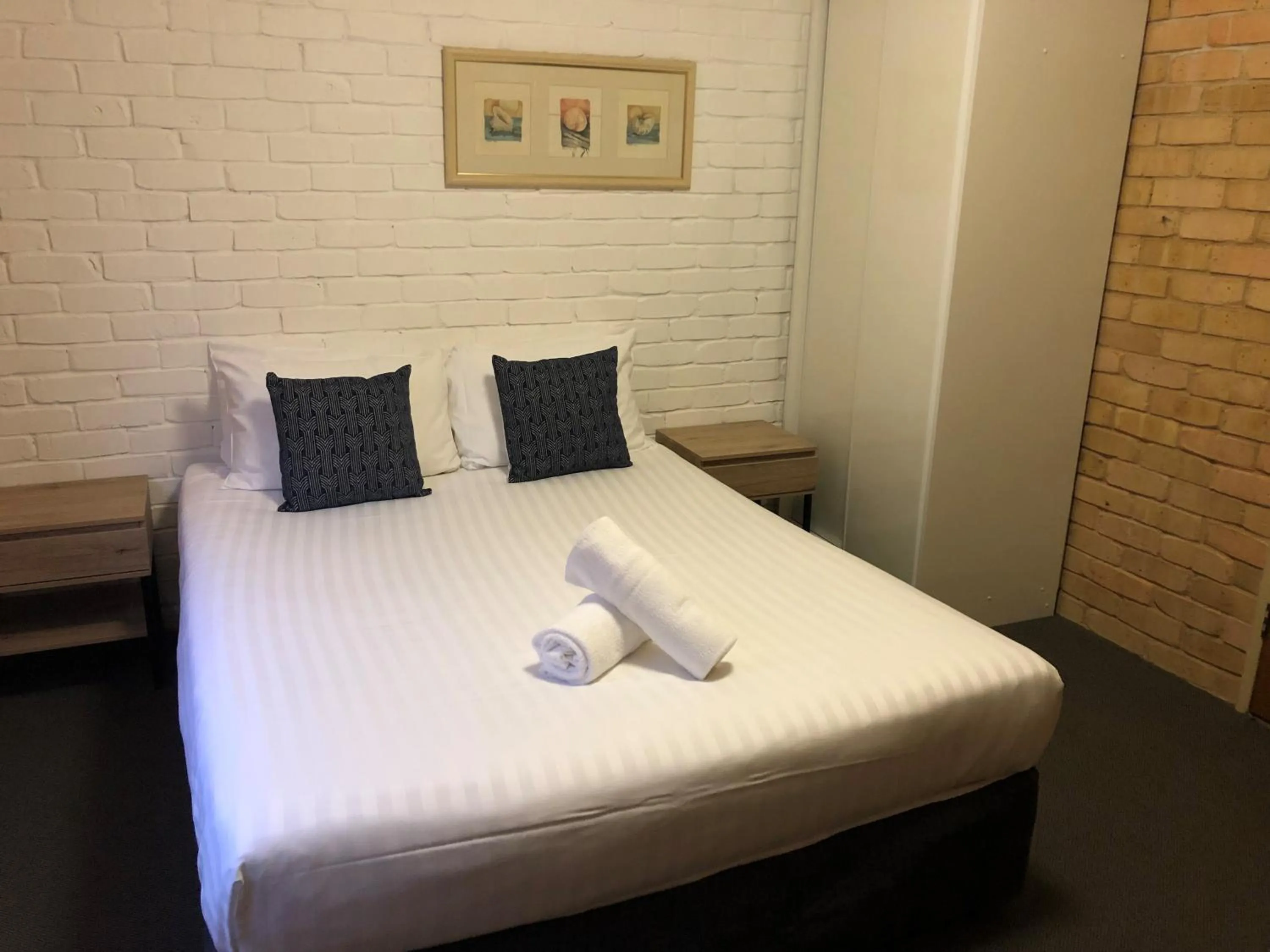 Bed in Hanbury Lodge