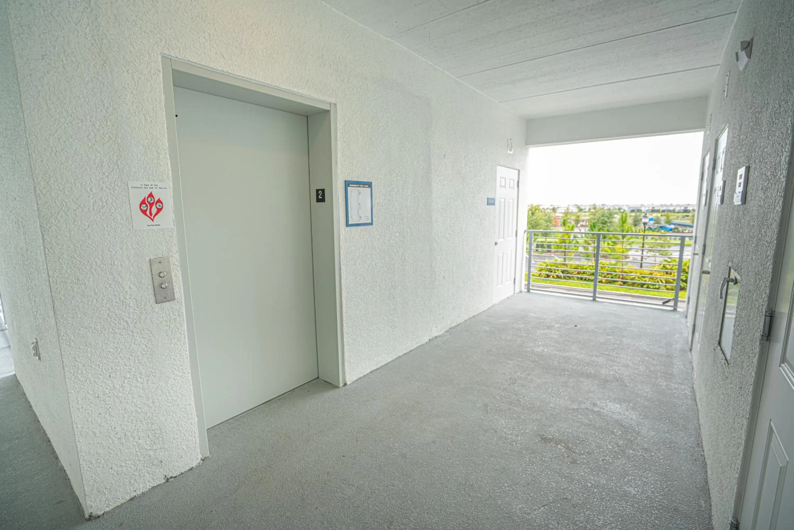 Property building in Only 5 Miles from Disney! Free Water Park! 2 Bed, 2 Bath Condo, Sleeps 8