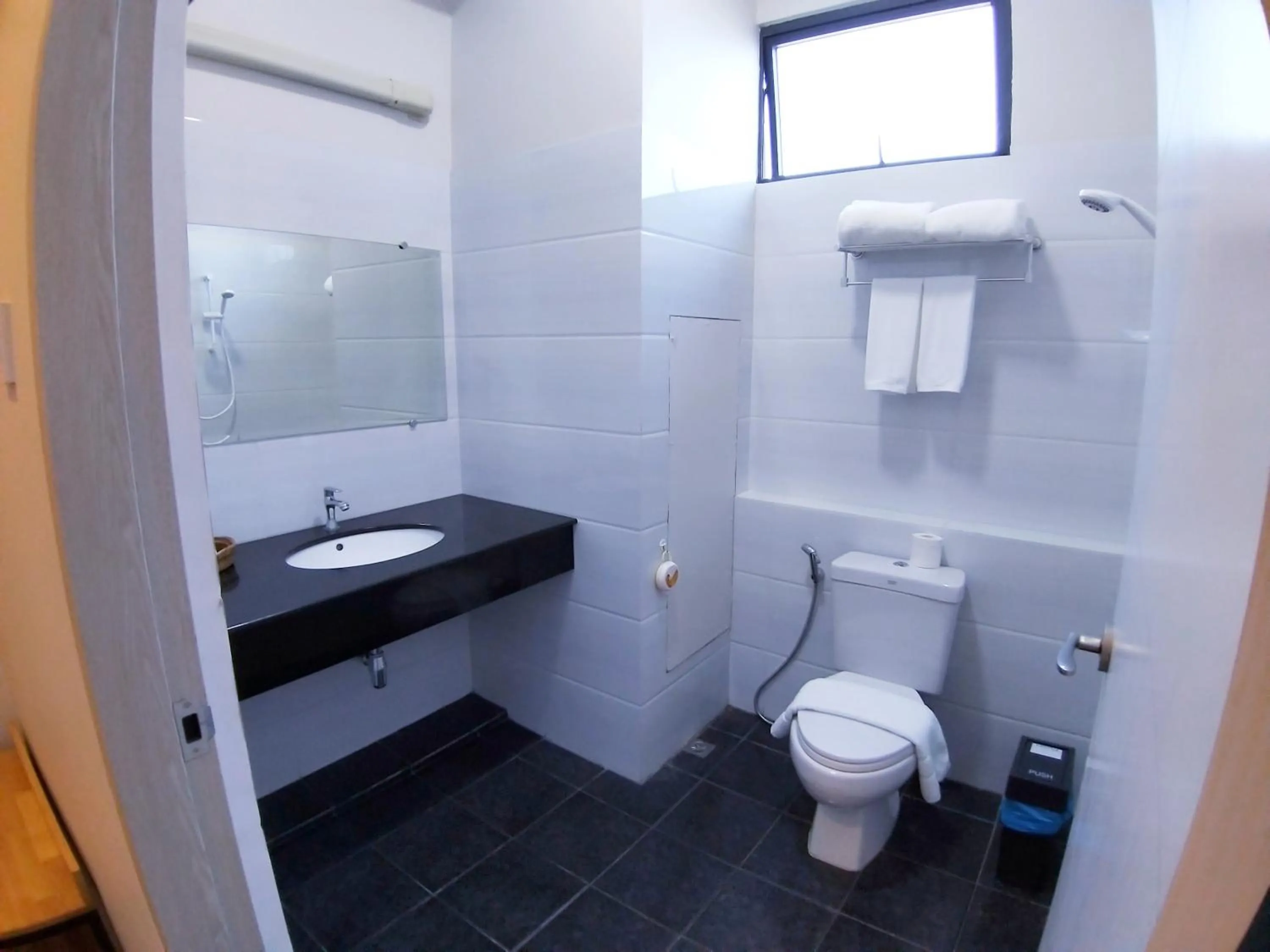 Myanandar Residence & Hotel