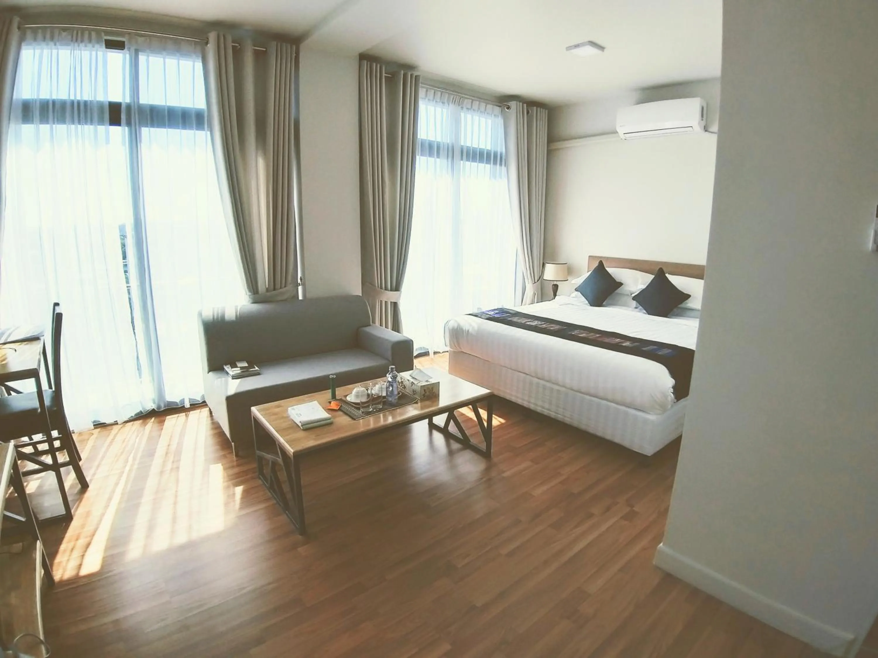 Myanandar Residence & Hotel