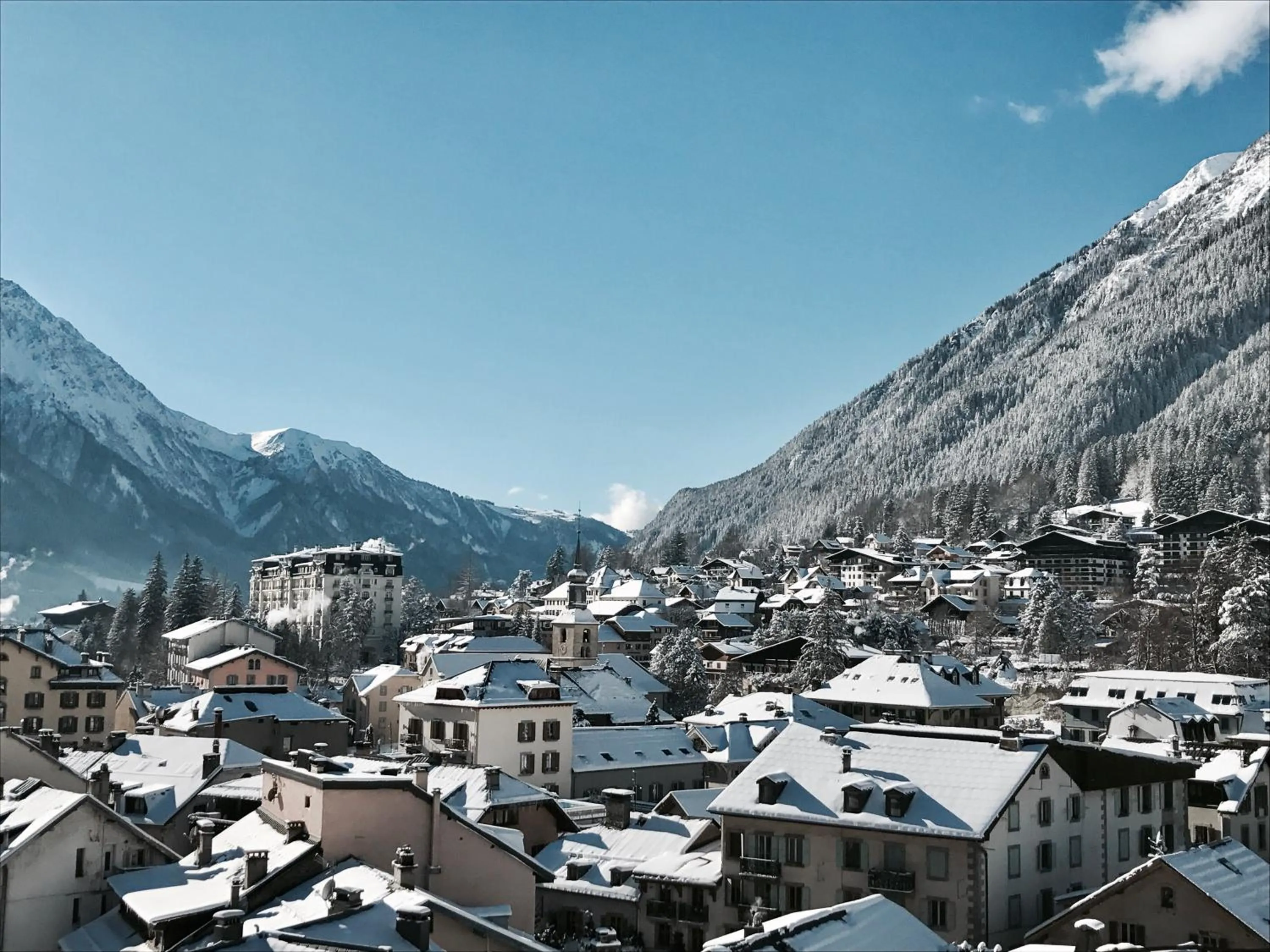 Winter in Alpina Eclectic Hotel