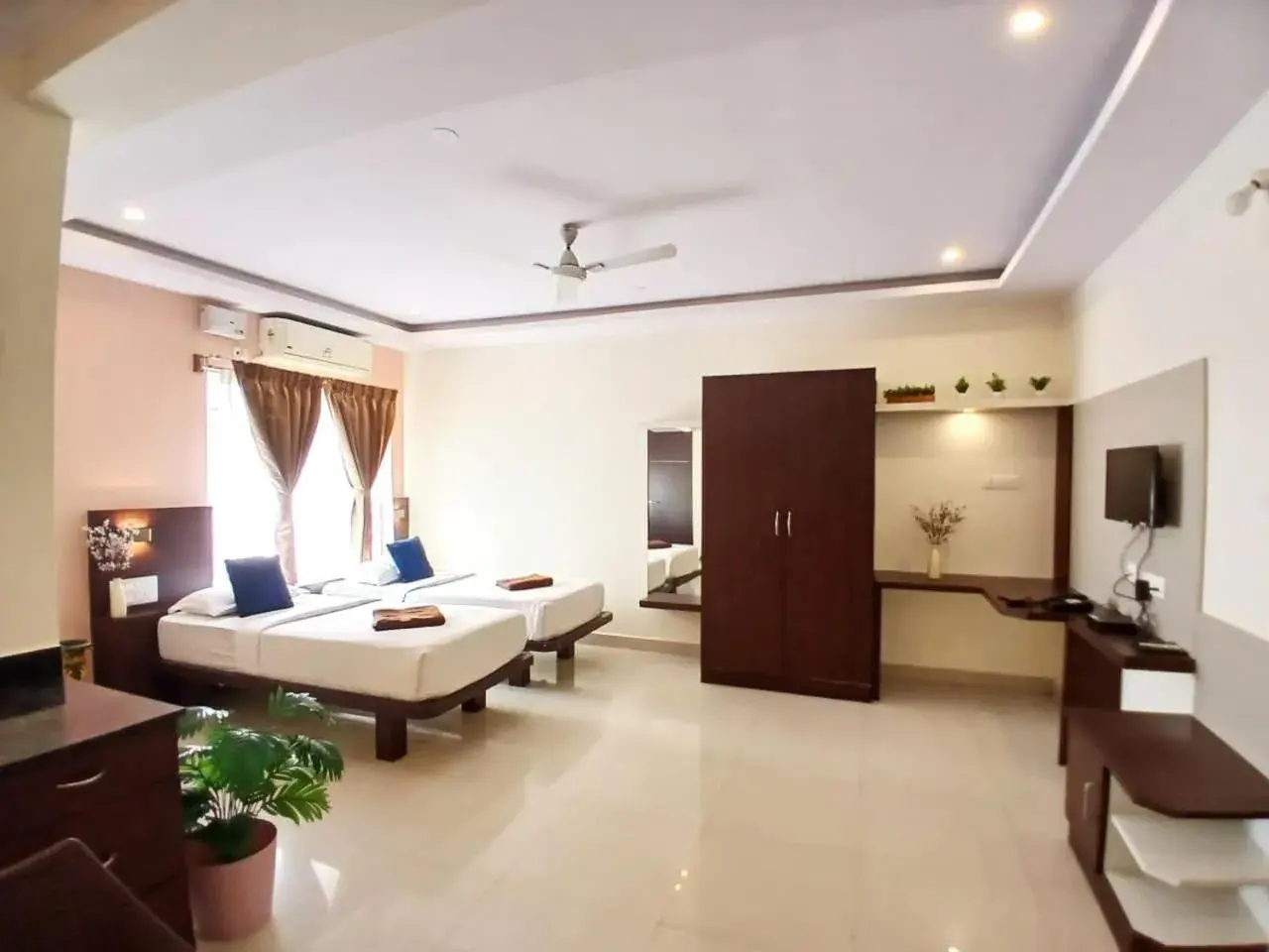 Deluxe Twin Room in Aadya Elite Deluxe Twin Room in Aadya Elite