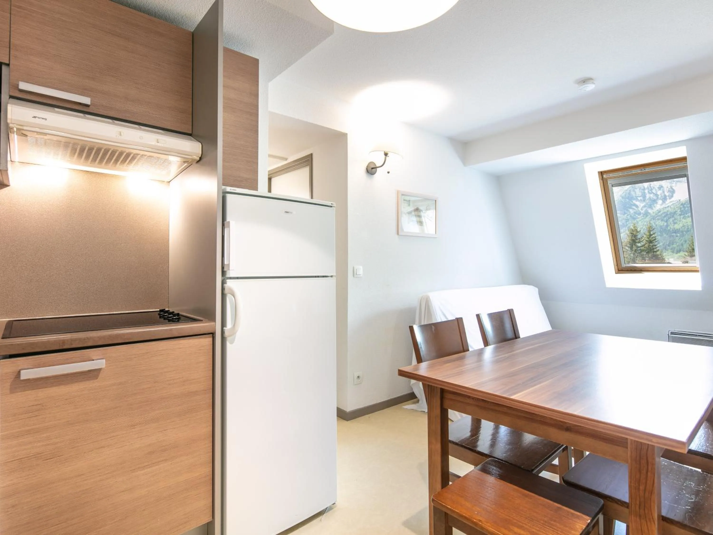 Kitchen or kitchenette in Vacancéole - Les Gentianes