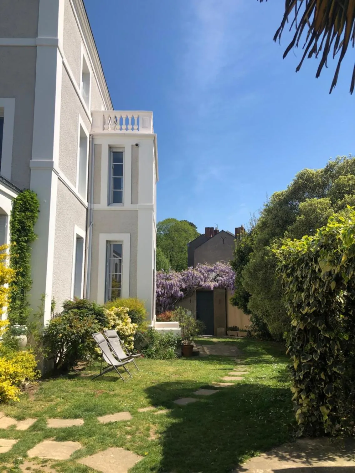 Property building in Maison Latour