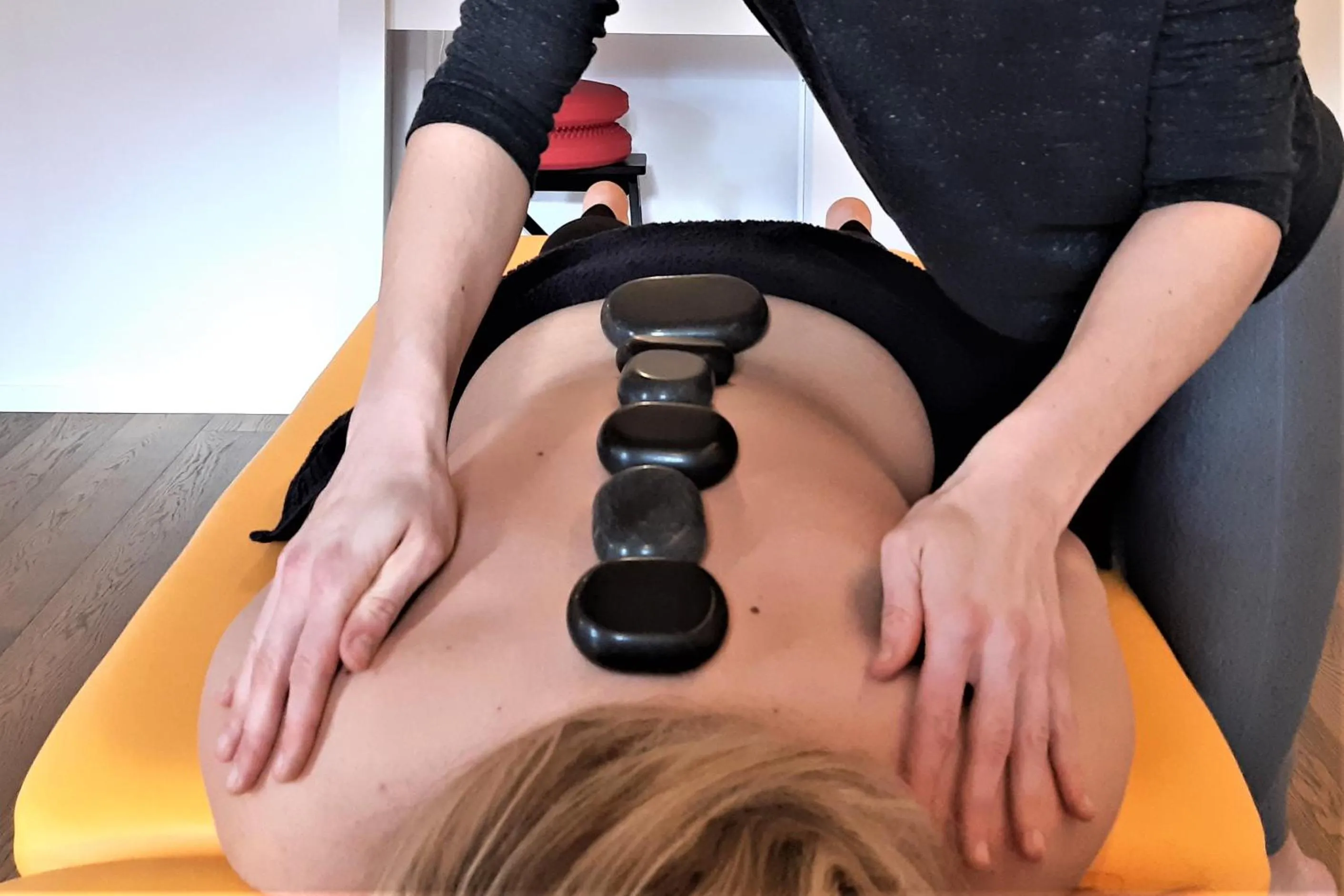 Massage in VIGEO lounge b&b coffee