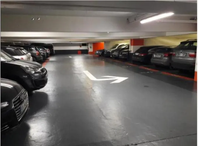 Parking in Le Grand Quartier