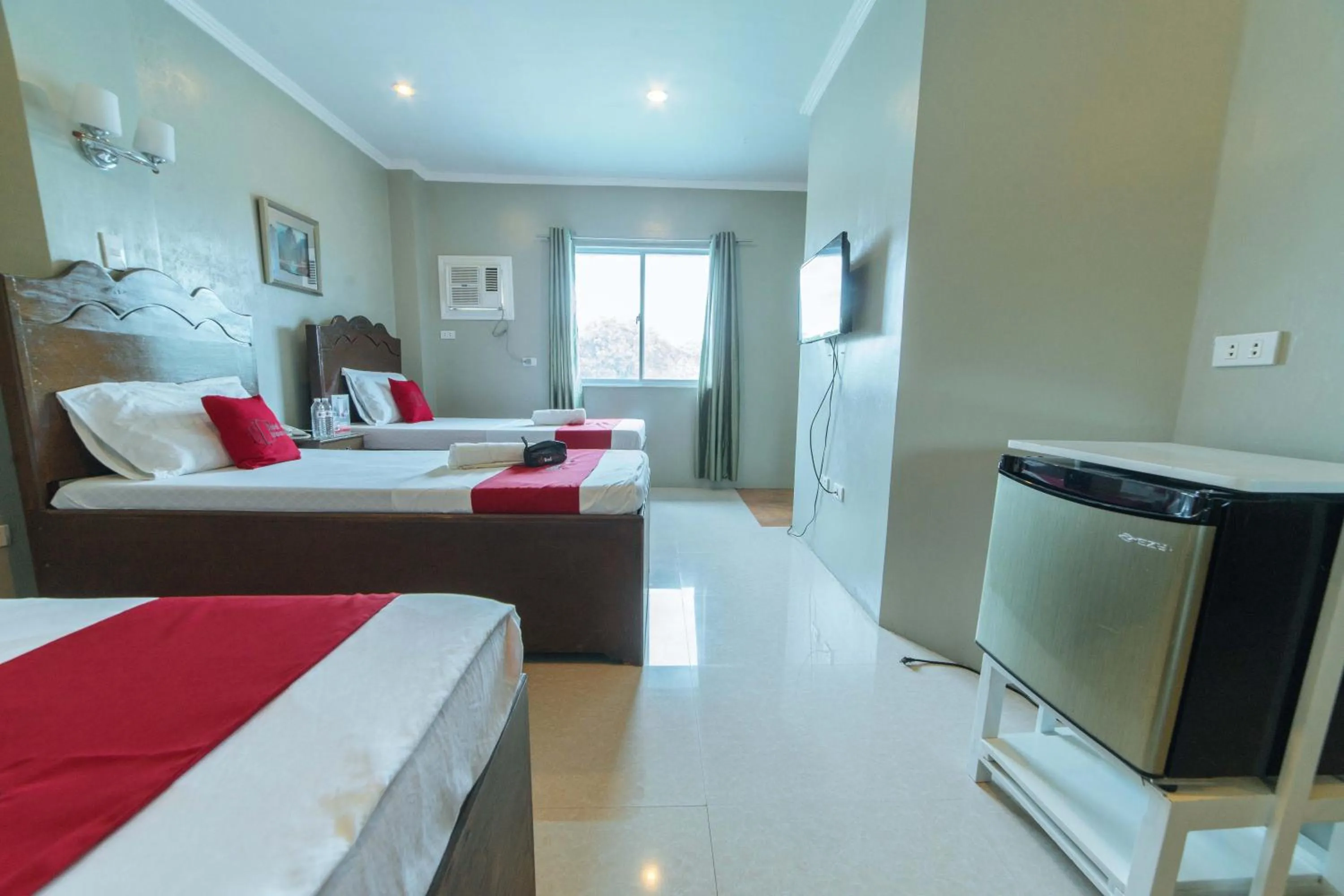 Other, Bed in RedDoorz @ Old Buswang Road