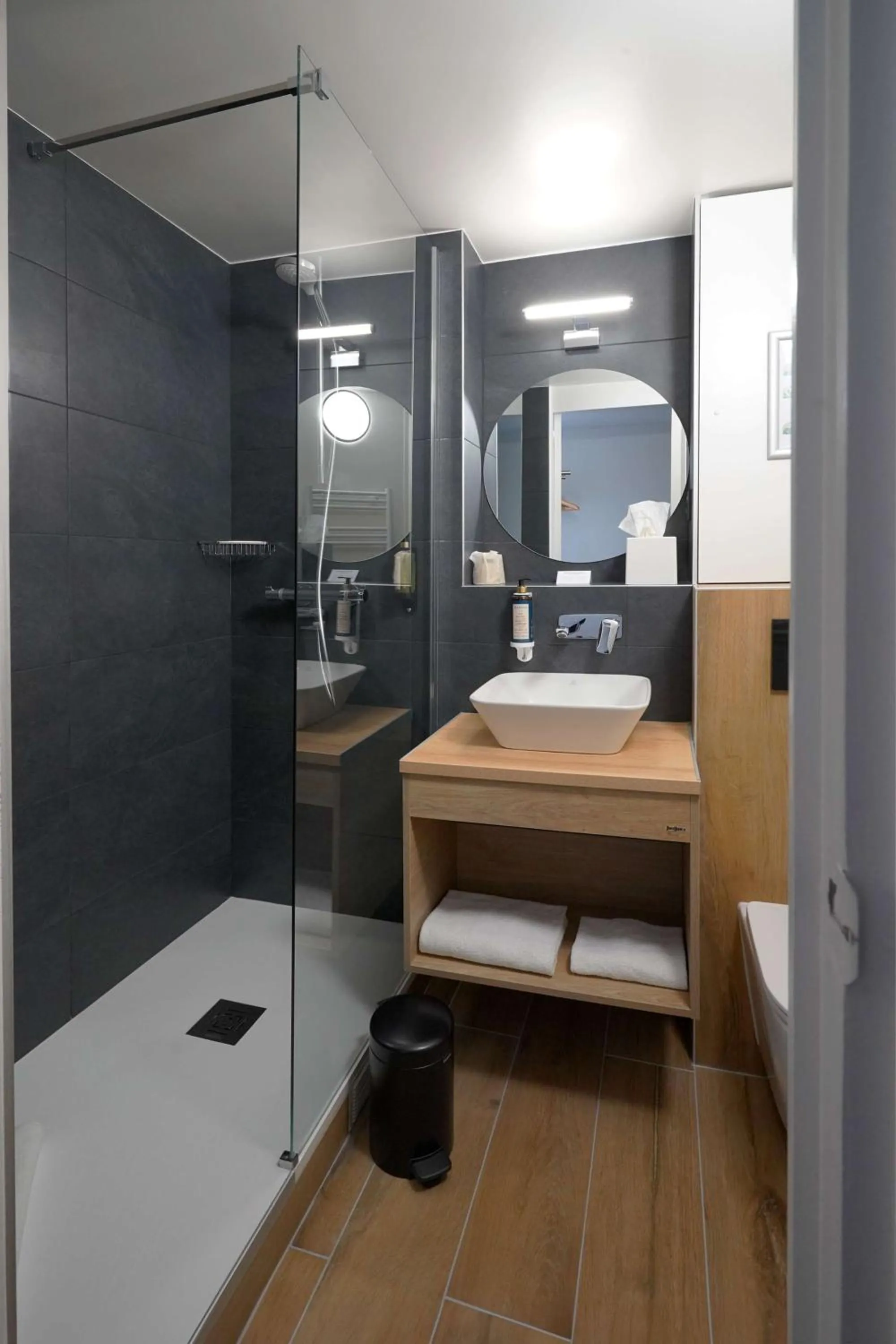 Bathroom in Best Western The Hotel Versailles