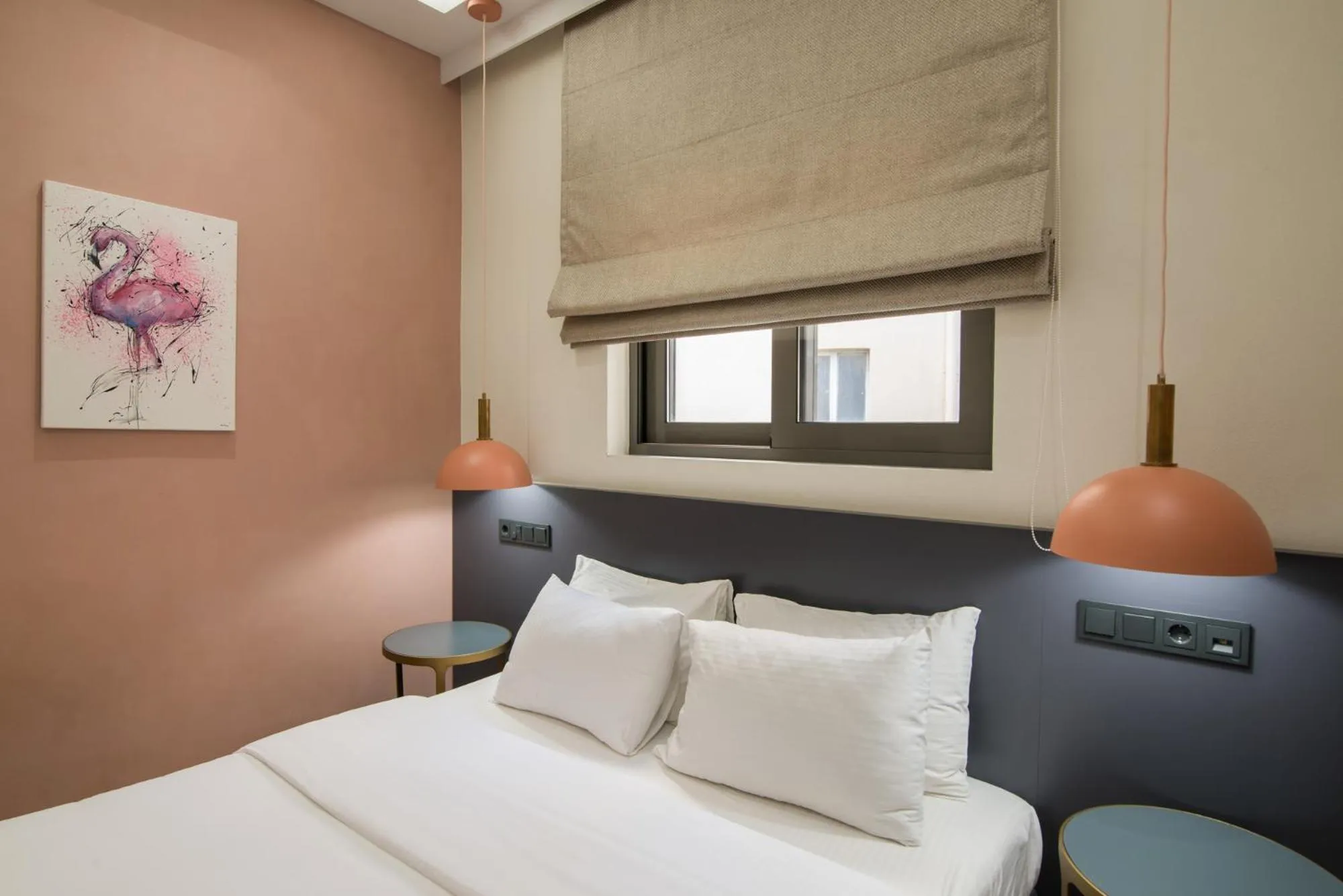 Bed in Ederlezi Zoubourlou Aparthotel