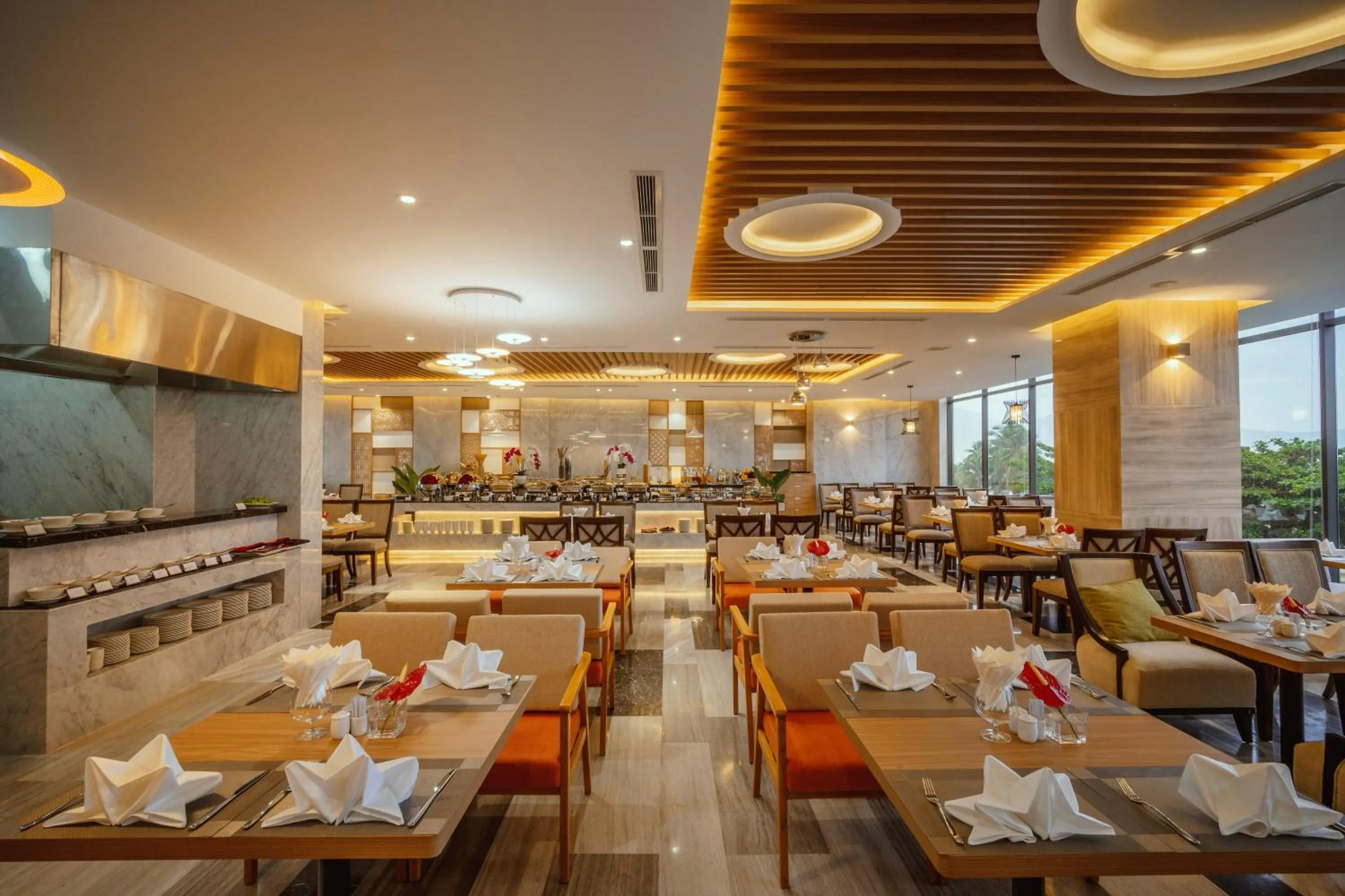 Restaurant/places to eat in Navada Beach Hotel