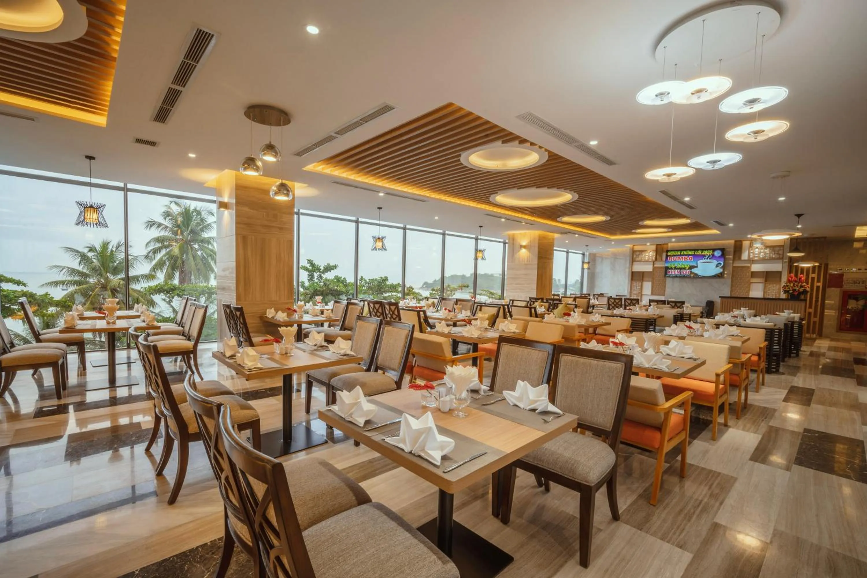 Restaurant/places to eat in Navada Beach Hotel