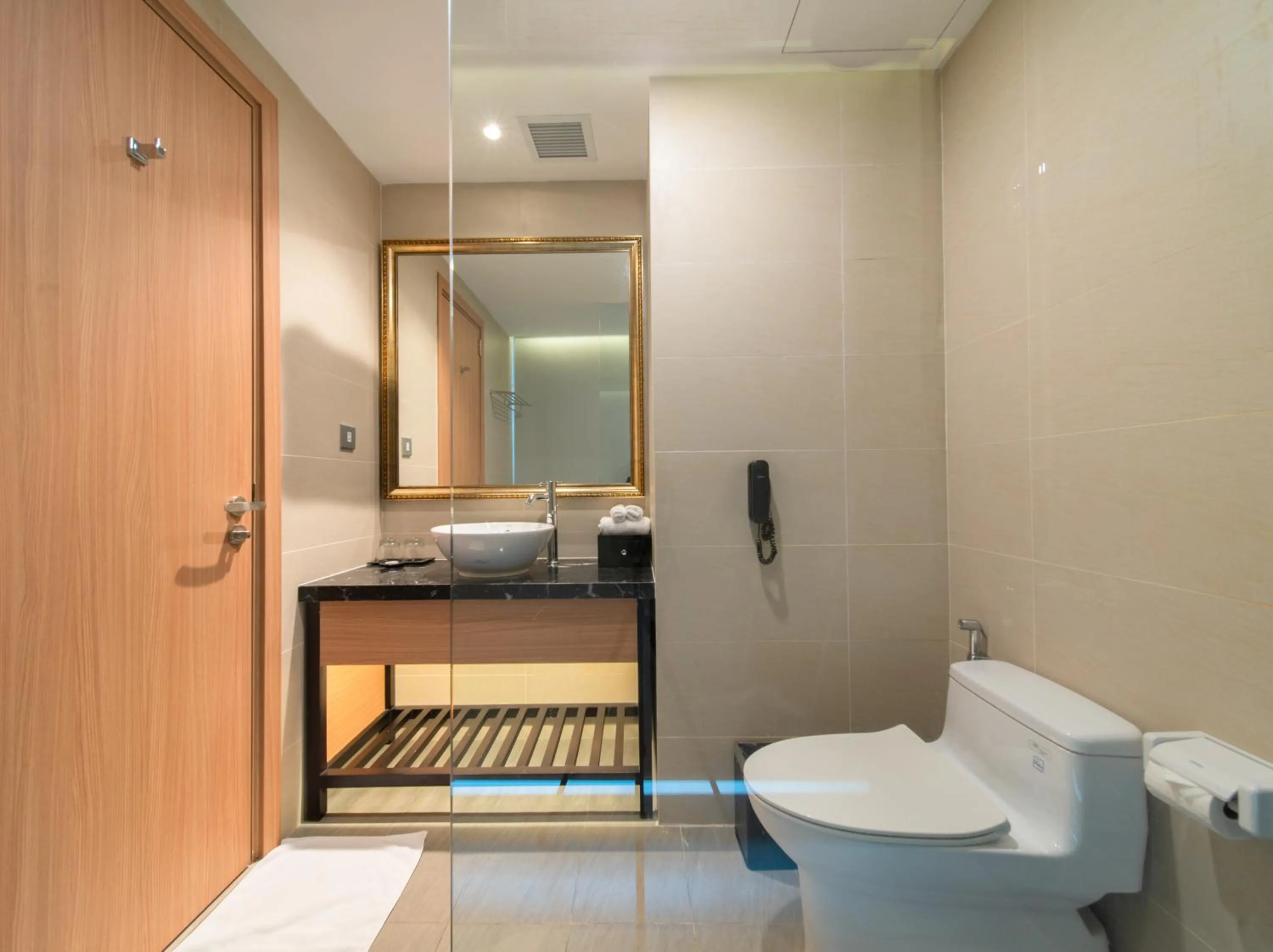 Bathroom in Navada Beach Hotel