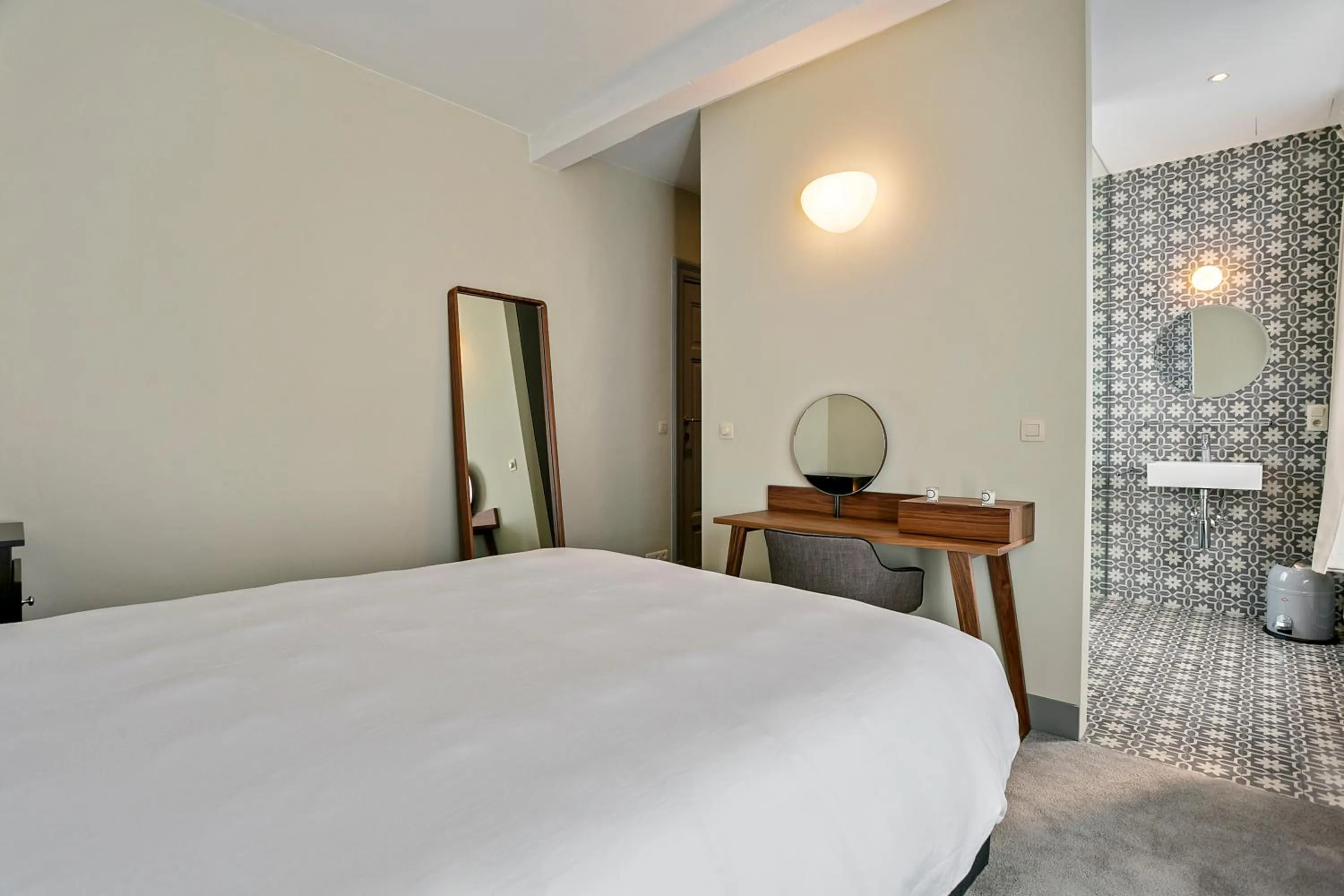 Bed in Fish Market B&B