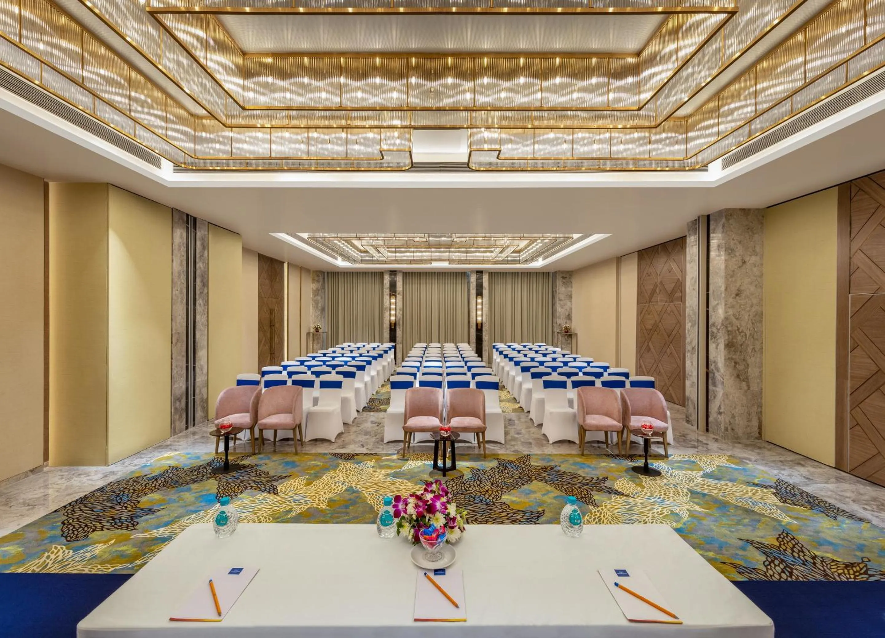 Banquet/Function facilities in Bellevue Sarovar Premiere Junagadh