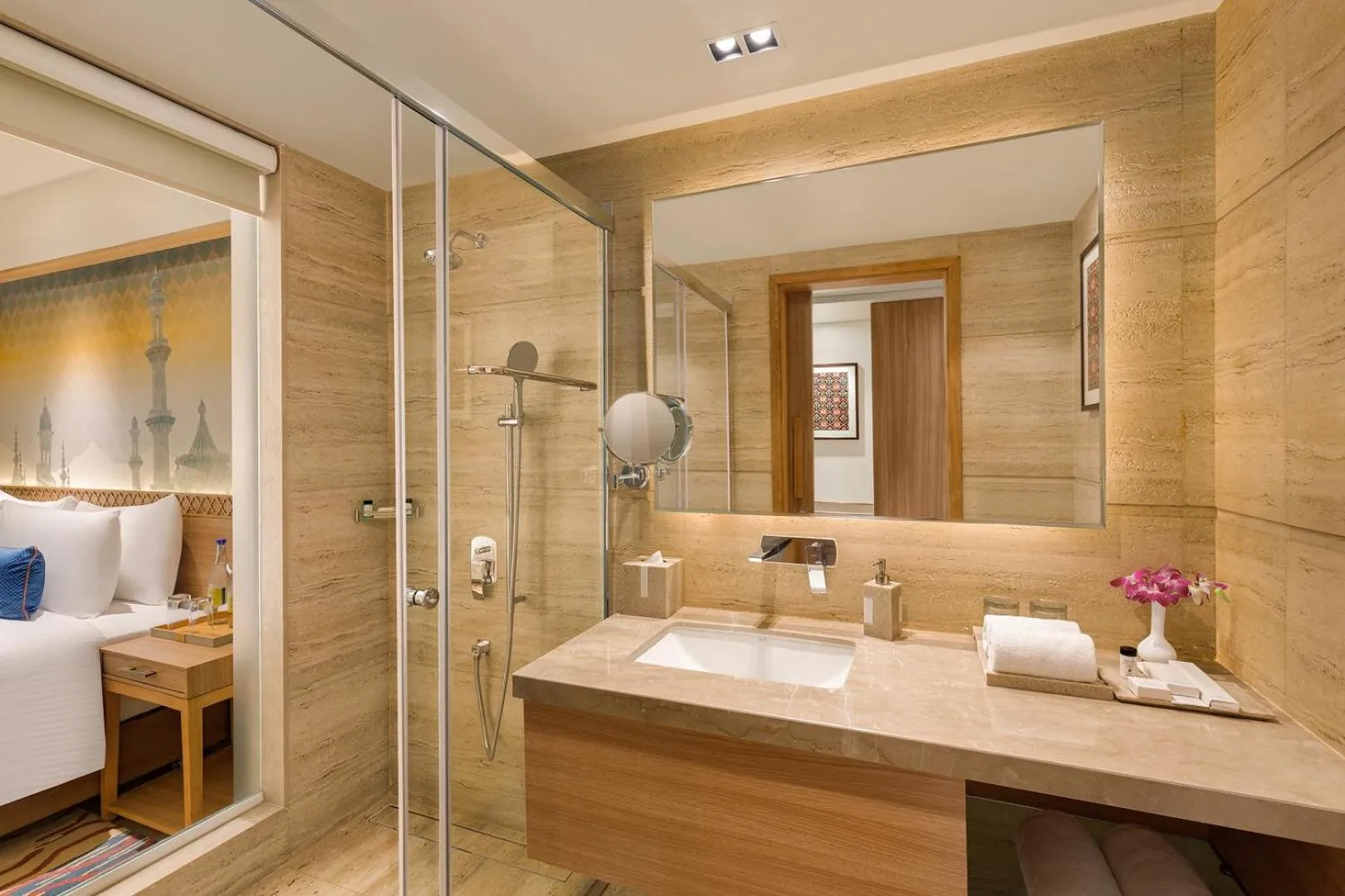 Bathroom, Bed in Bellevue Sarovar Premiere Junagadh