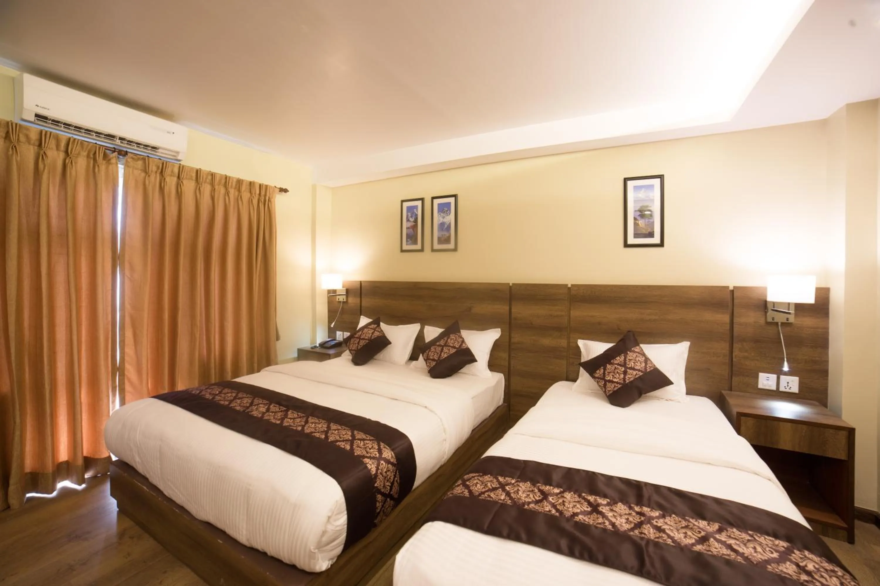 Bed in Ganapati Airport Hotel