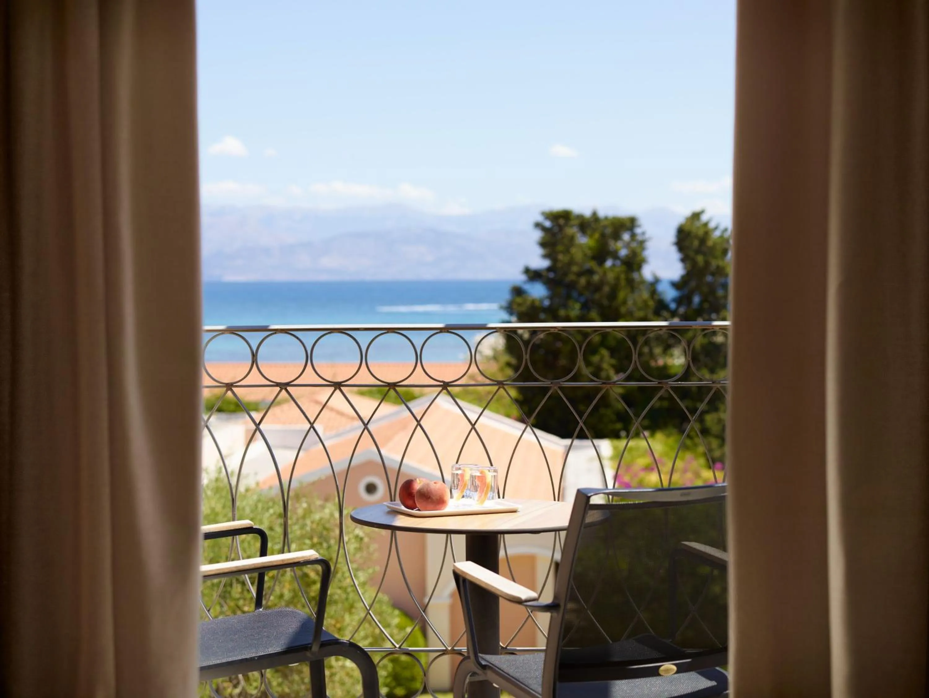 Family Room with Sea View in Roda Beach Resort & Spa