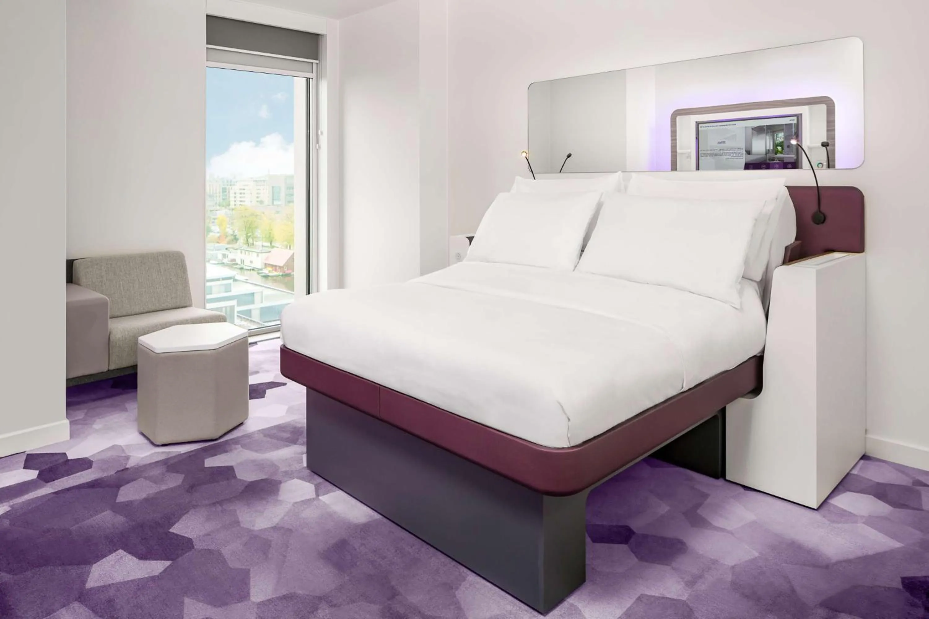 Photo of the whole room, Bed in YOTEL Amsterdam