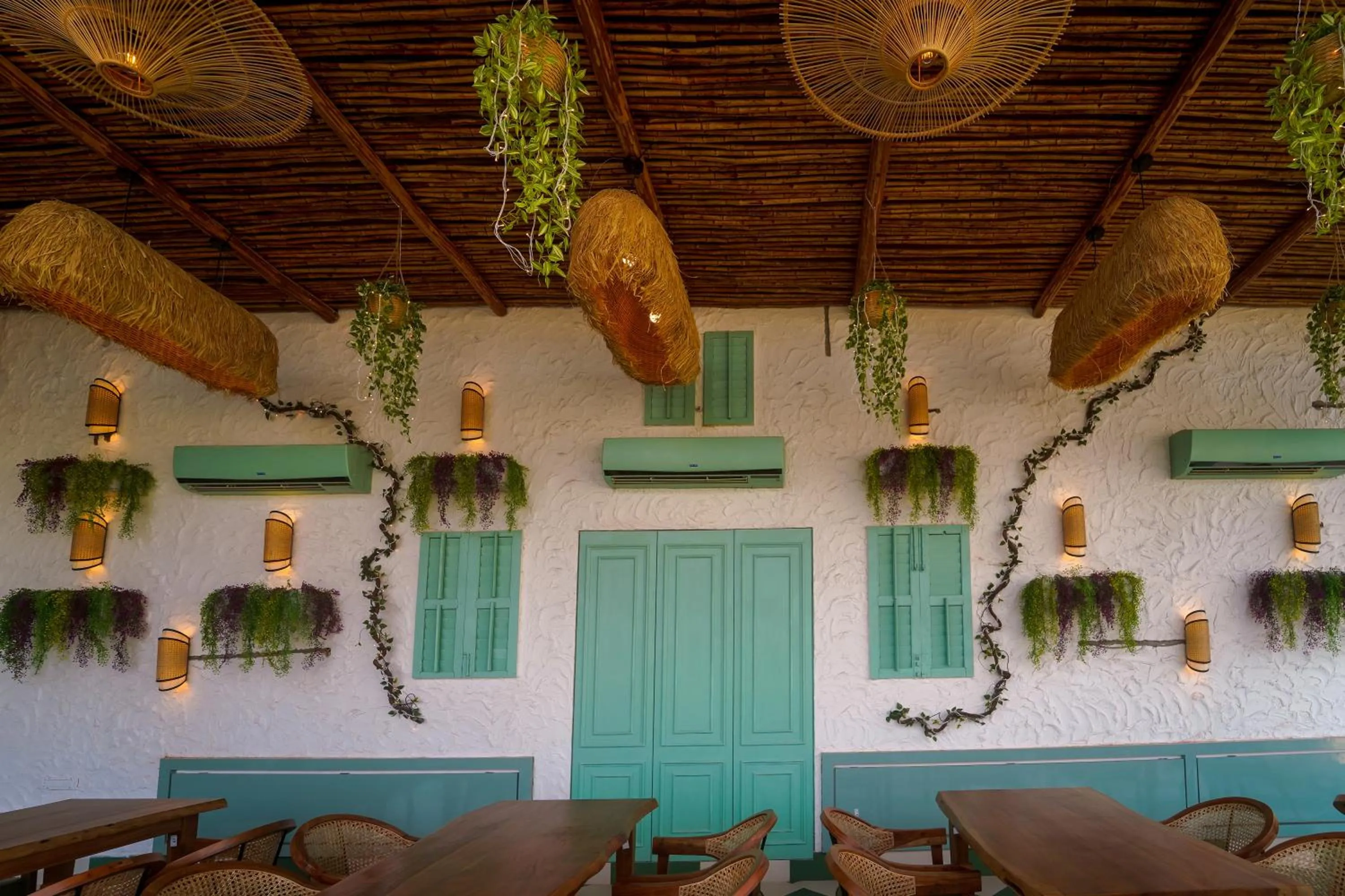 Restaurant/places to eat in Sugar Stars Inn