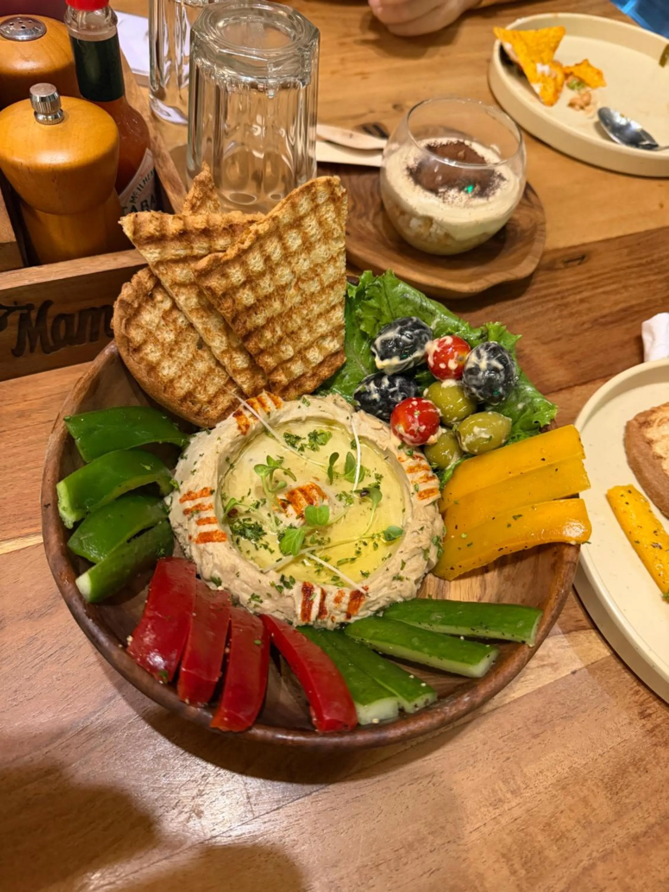 Restaurant/places to eat in Sugar Stars Inn