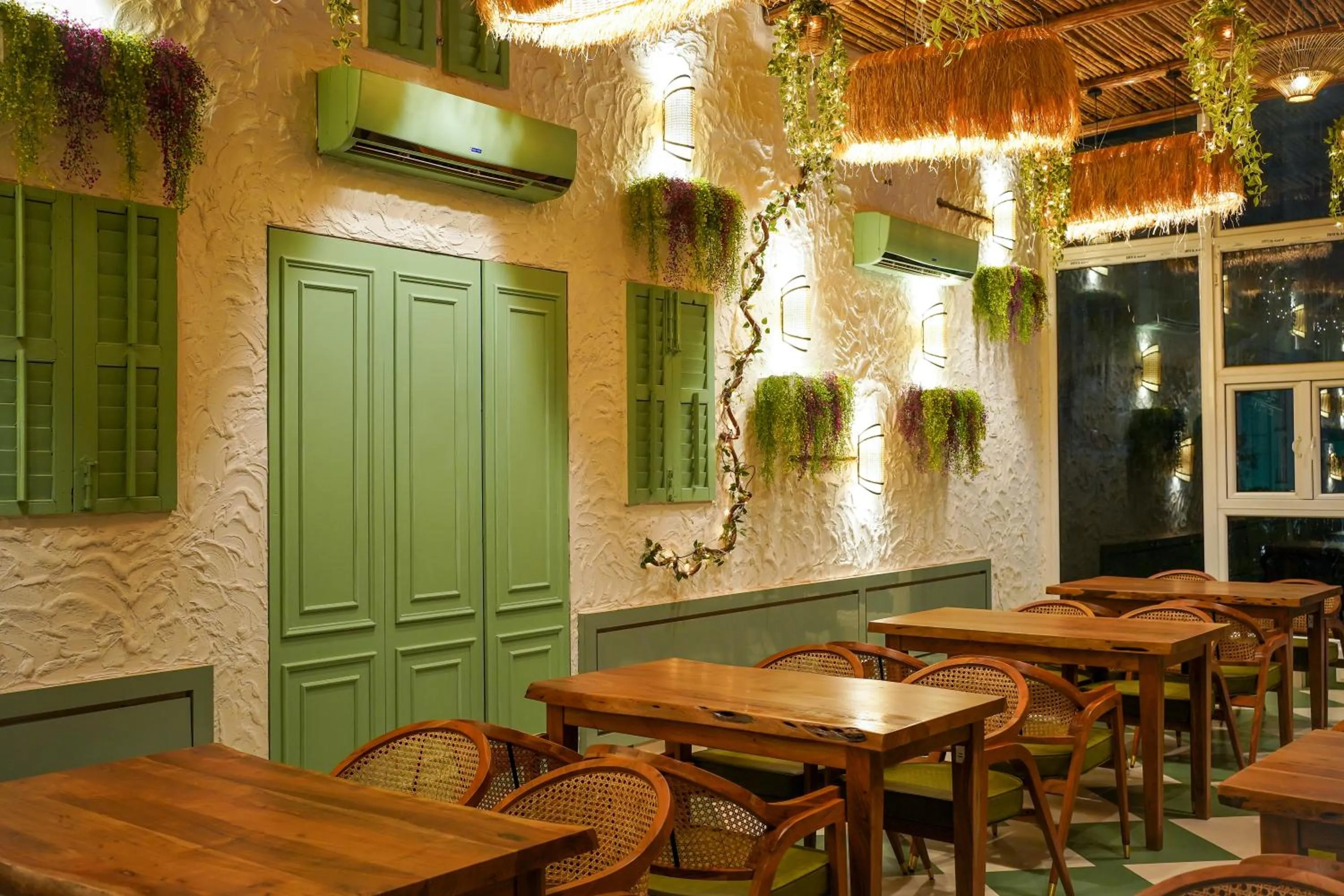 Restaurant/places to eat in Sugar Stars Inn