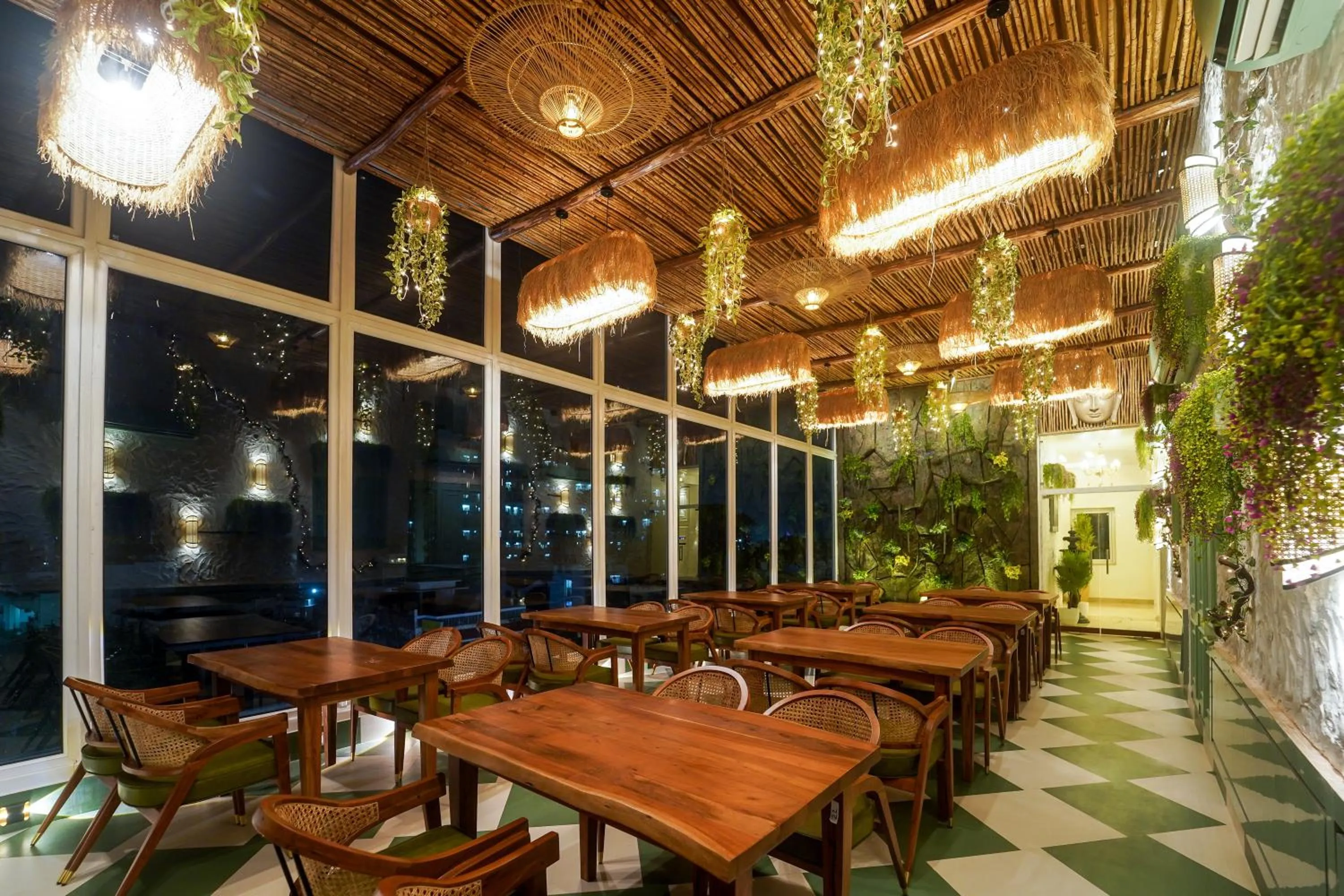 Restaurant/places to eat in Sugar Stars Inn