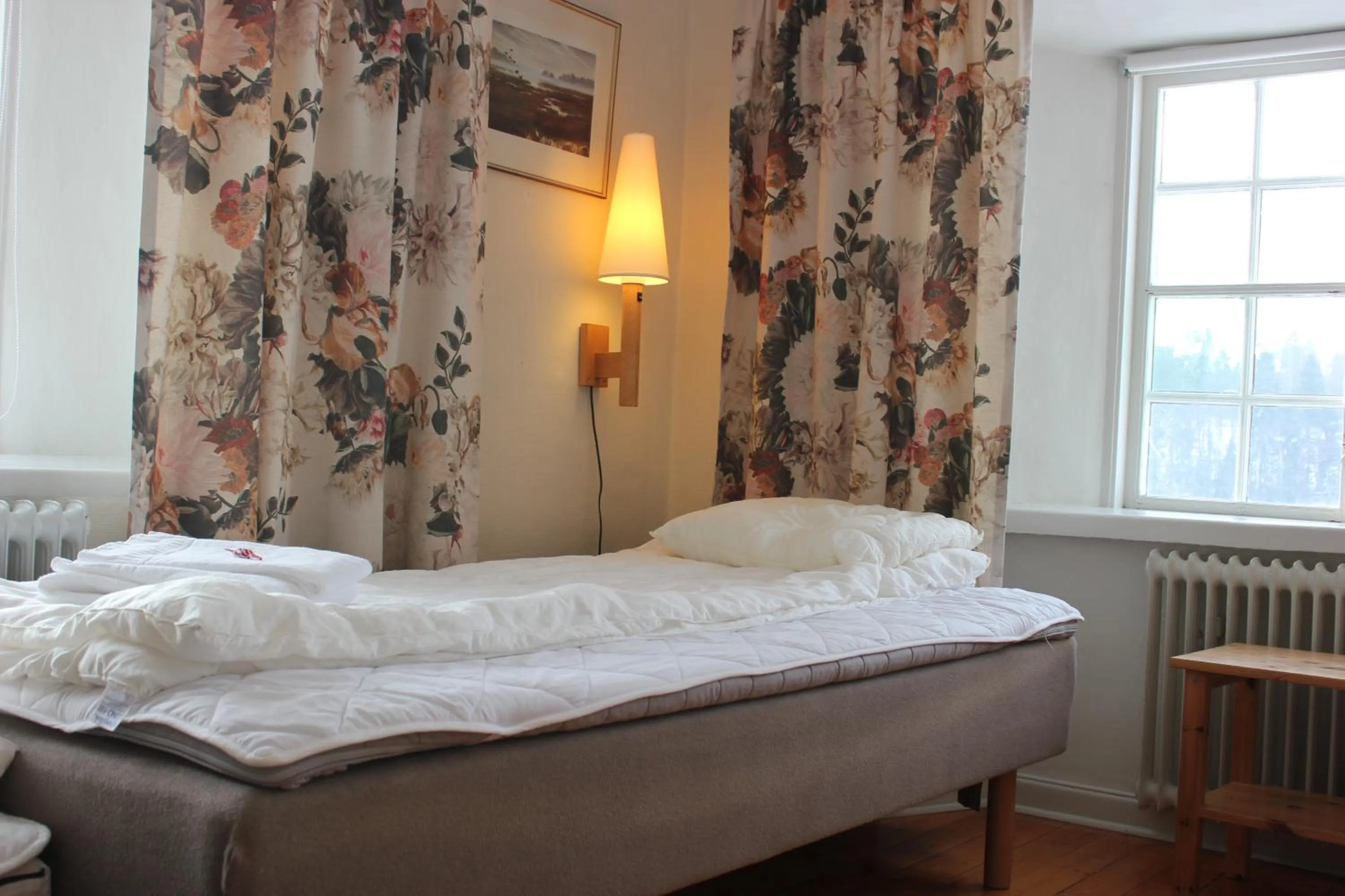 Bed in Öster Malma vandrarhem