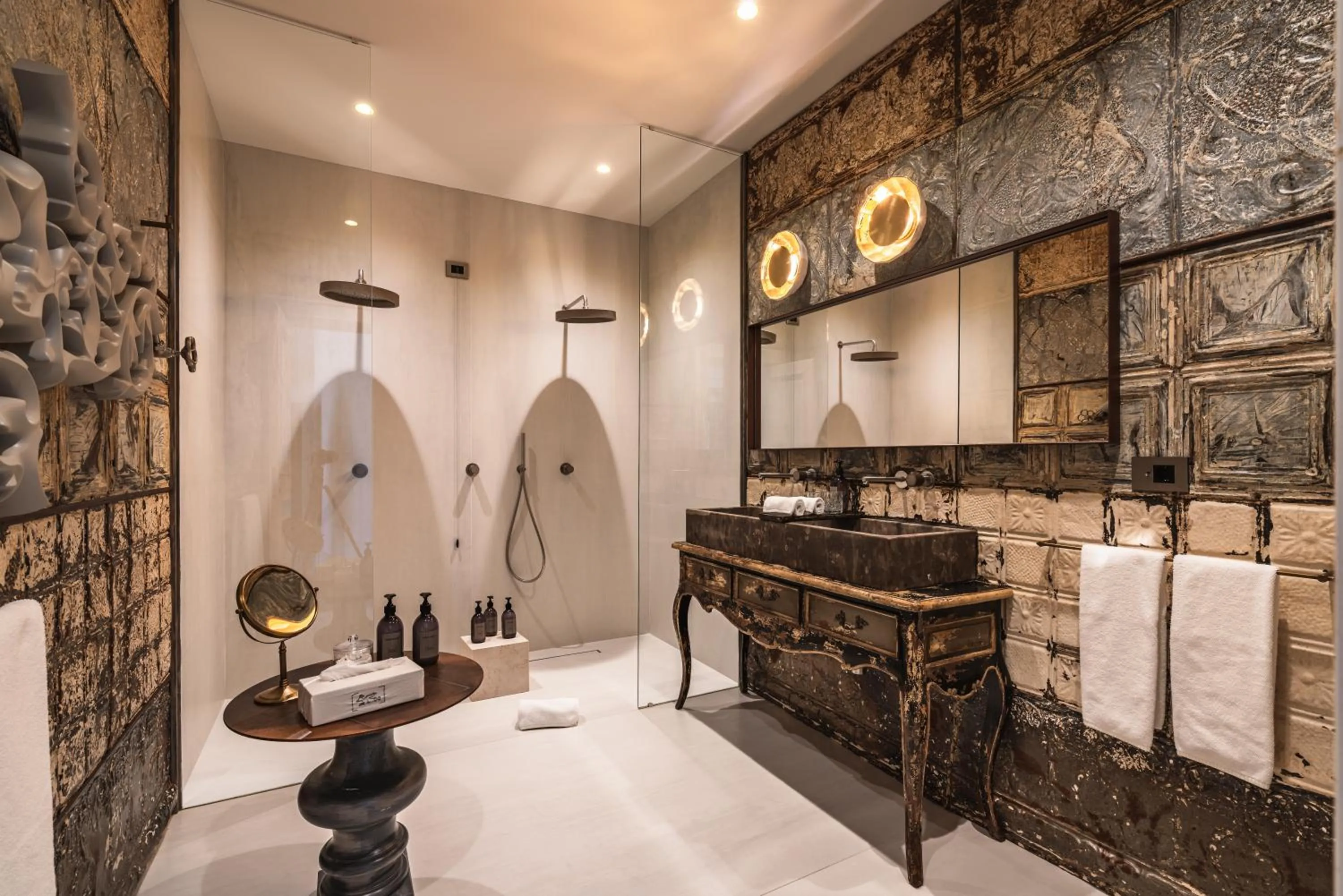 Paragon 700 Boutique Hotel & SPA