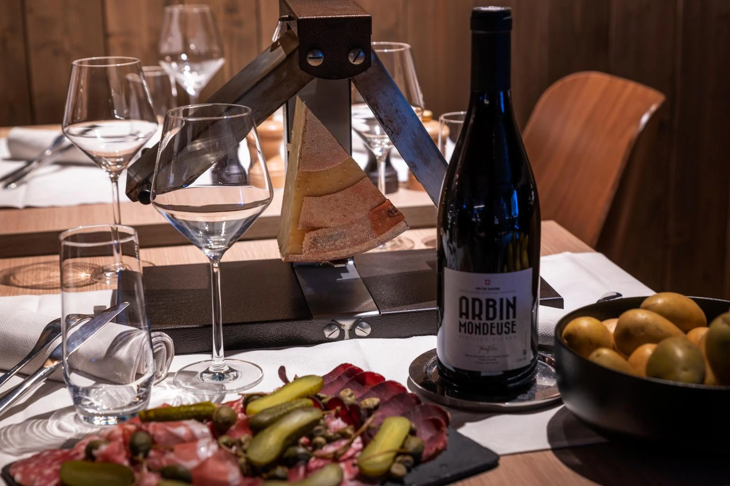 Restaurant/places to eat in Chalet Hotel Kaya