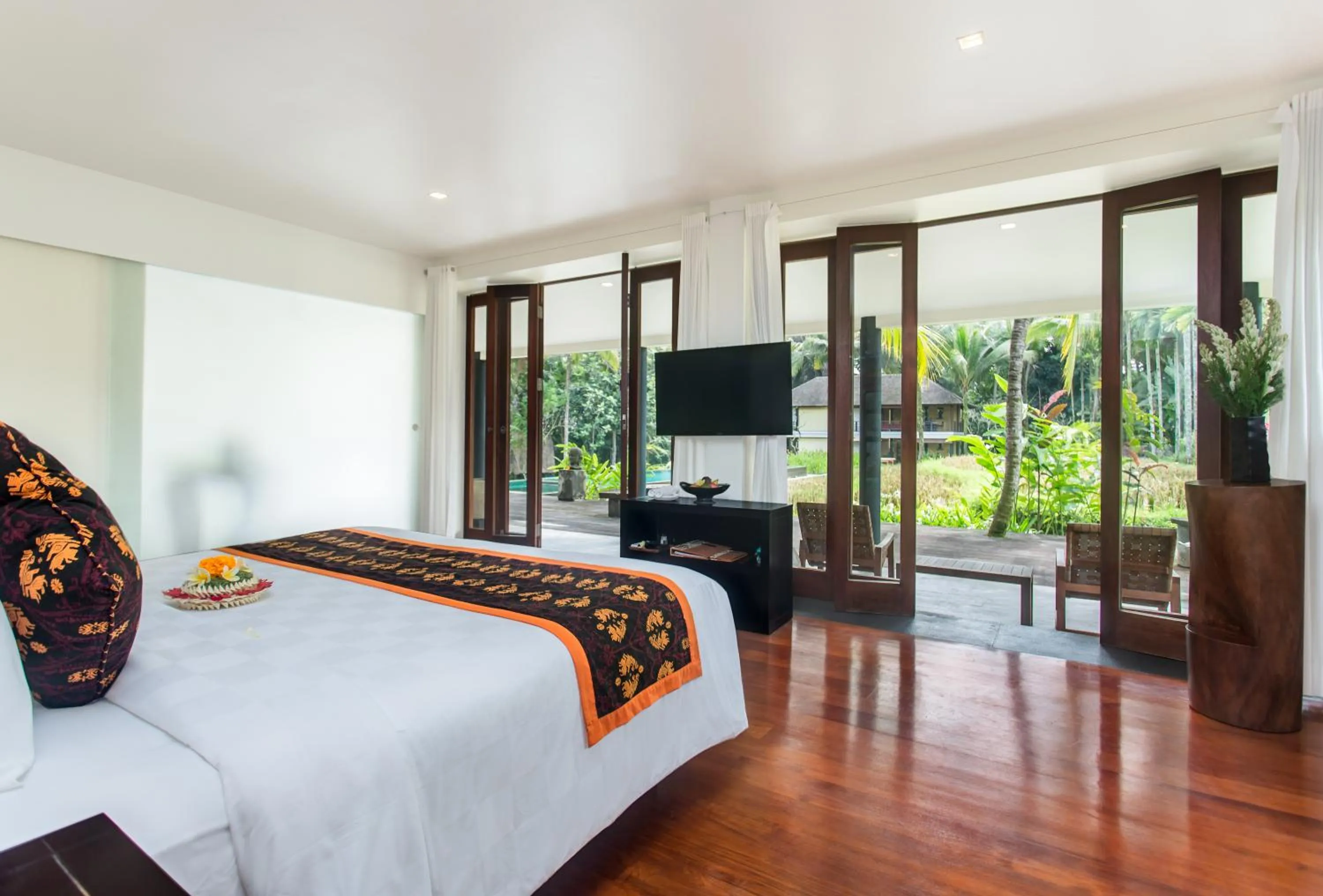 Bedroom, Bed in Uma Giri Villas Ubud by GenuineHost