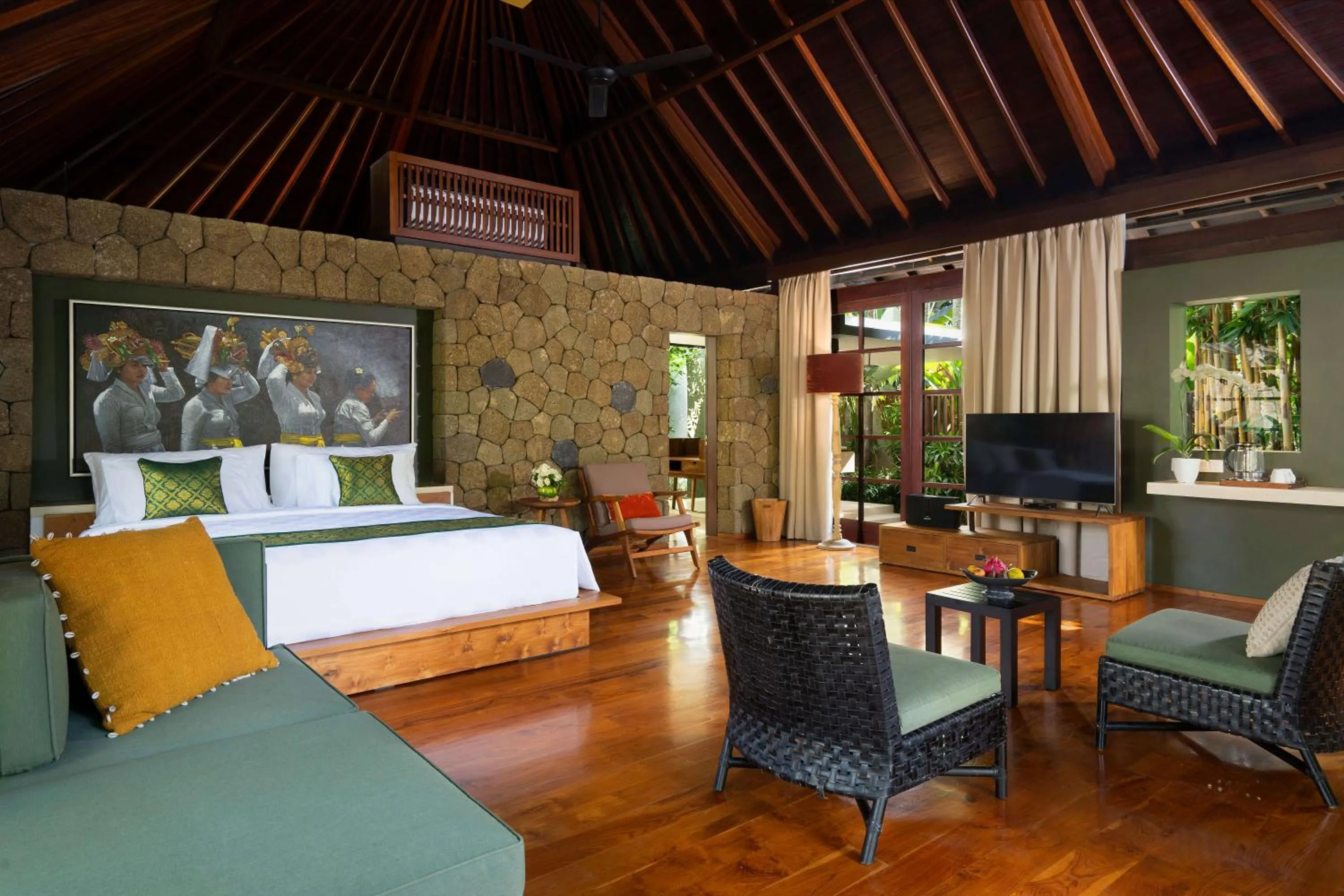 TV and multimedia in Uma Giri Villas Ubud by GenuineHost