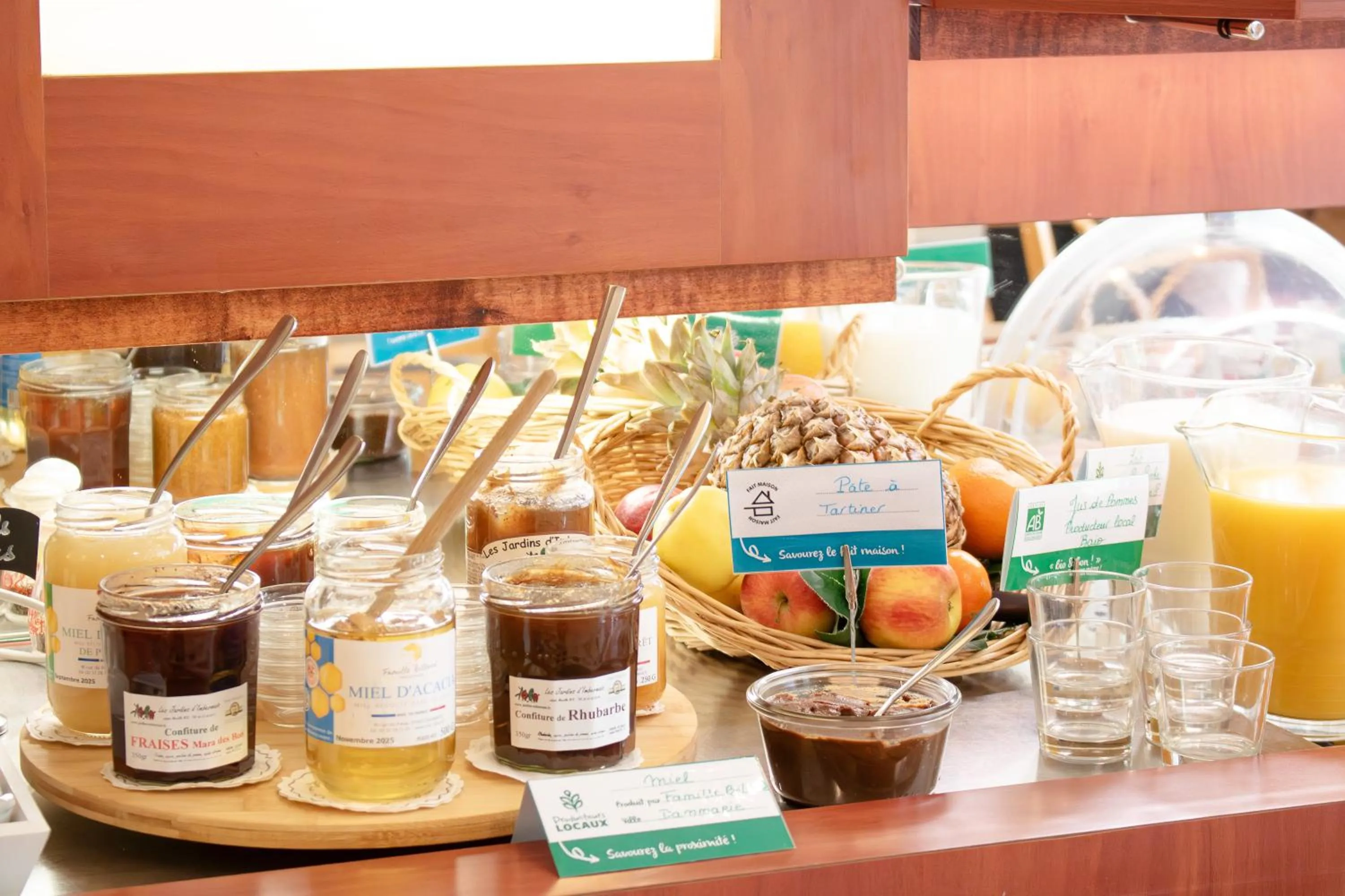 Brit Hotel Châteaudun