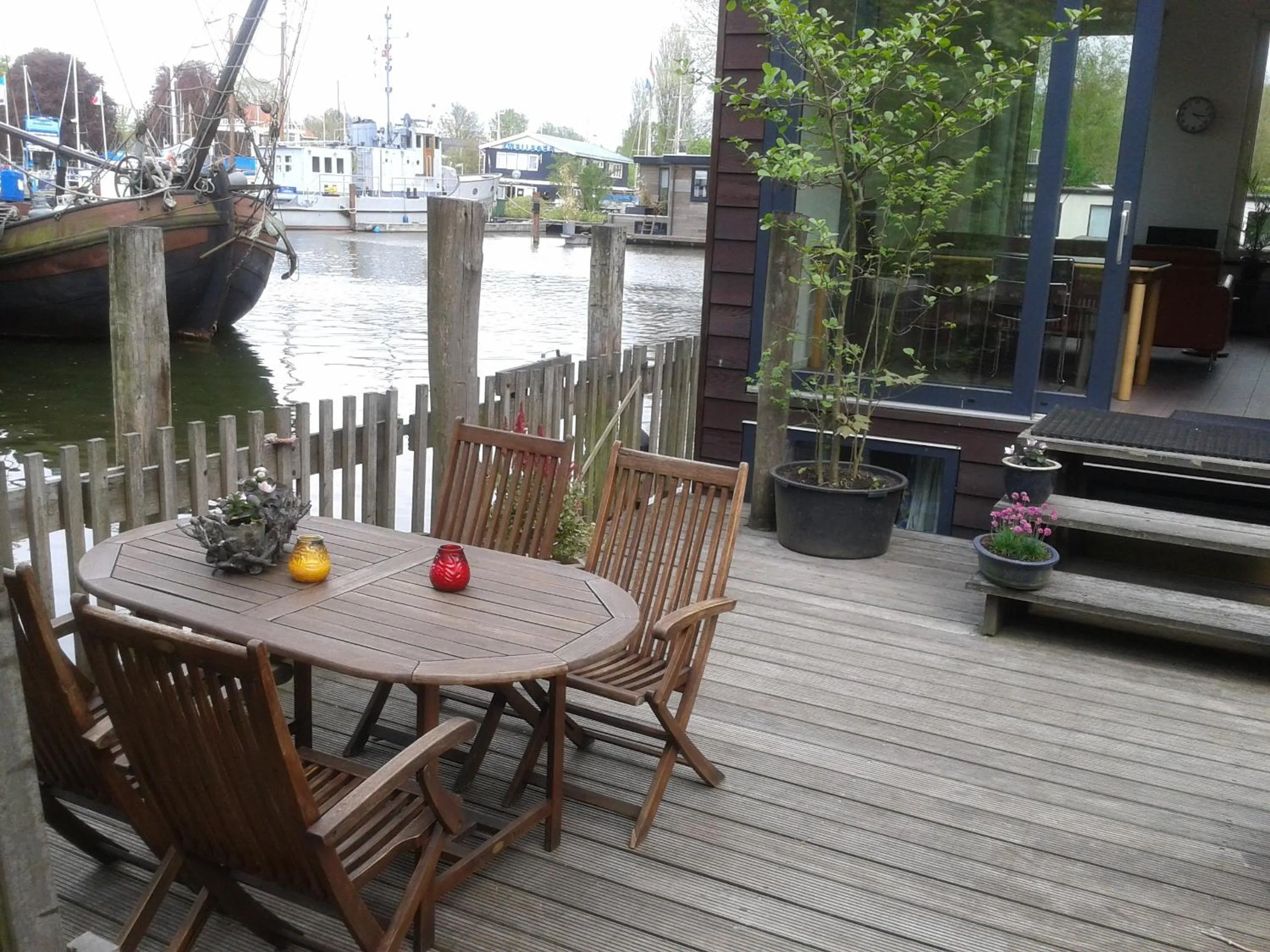 Balcony/Terrace in Houseboat Vliegenbos