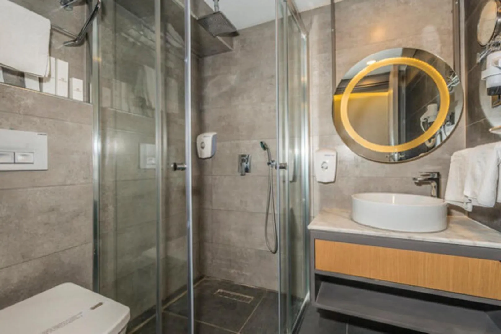 Bathroom in Laren Sea Side Hotel Spa