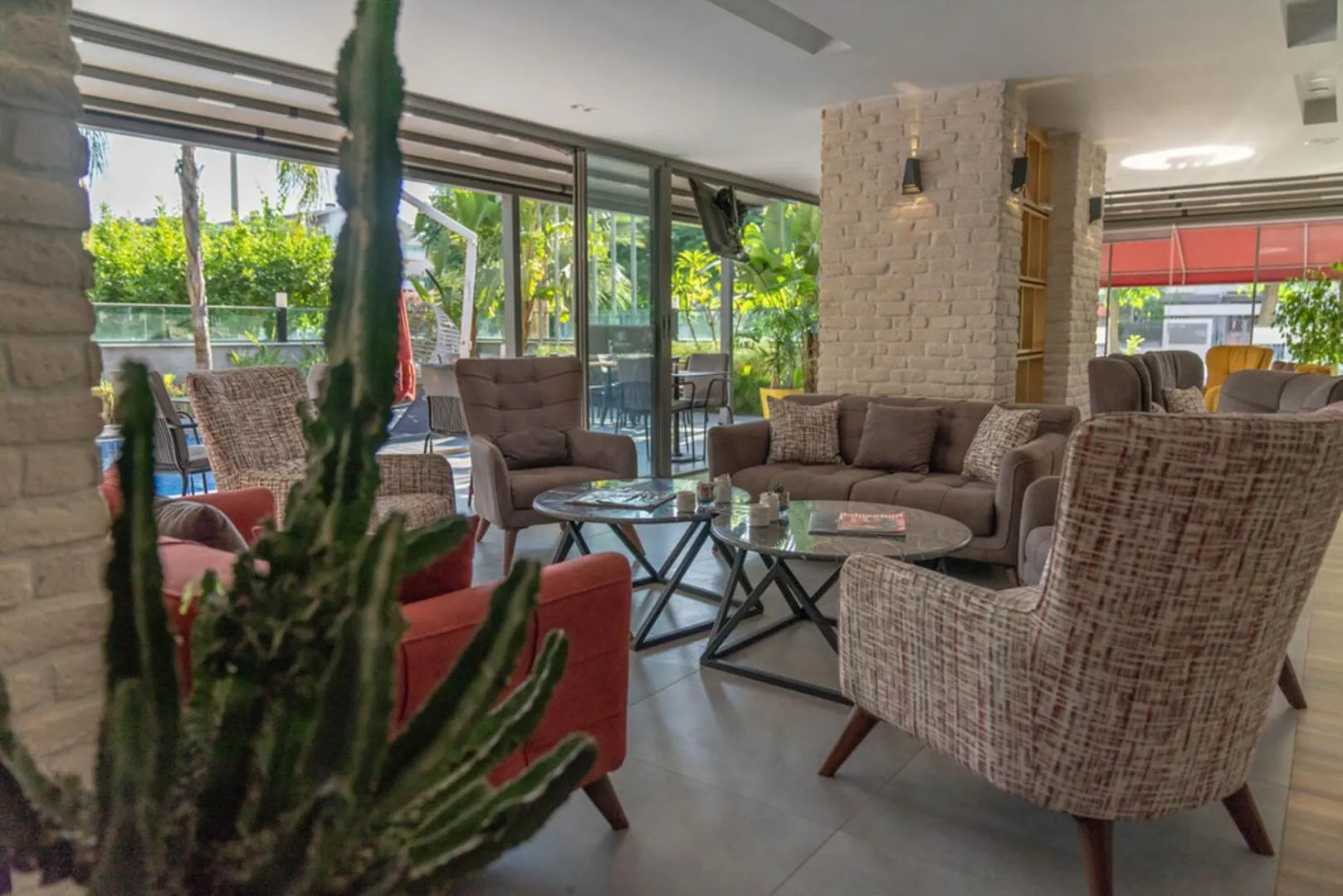 Lobby or reception in Laren Sea Side Hotel Spa