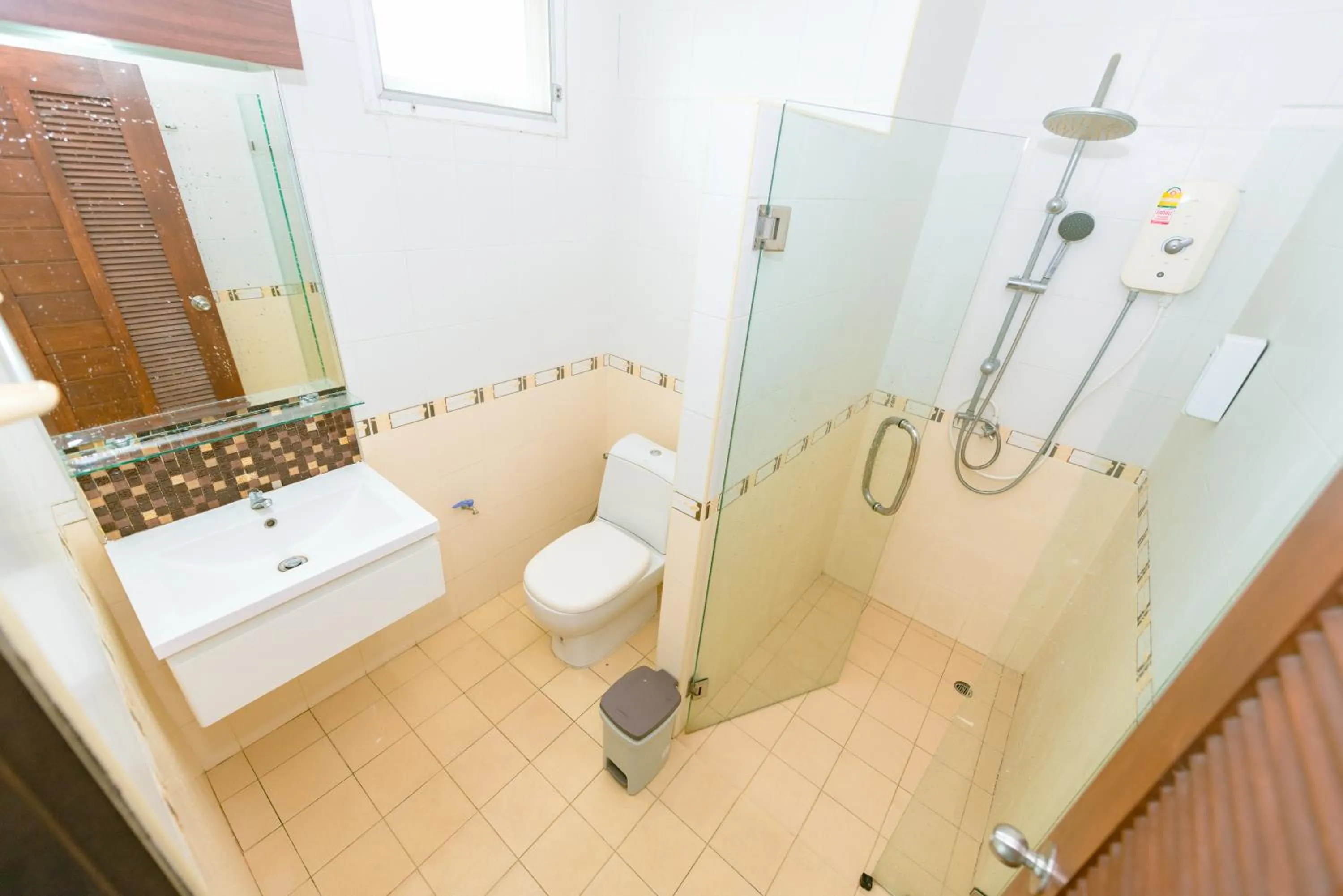 Bathroom in BANDER HOTEL