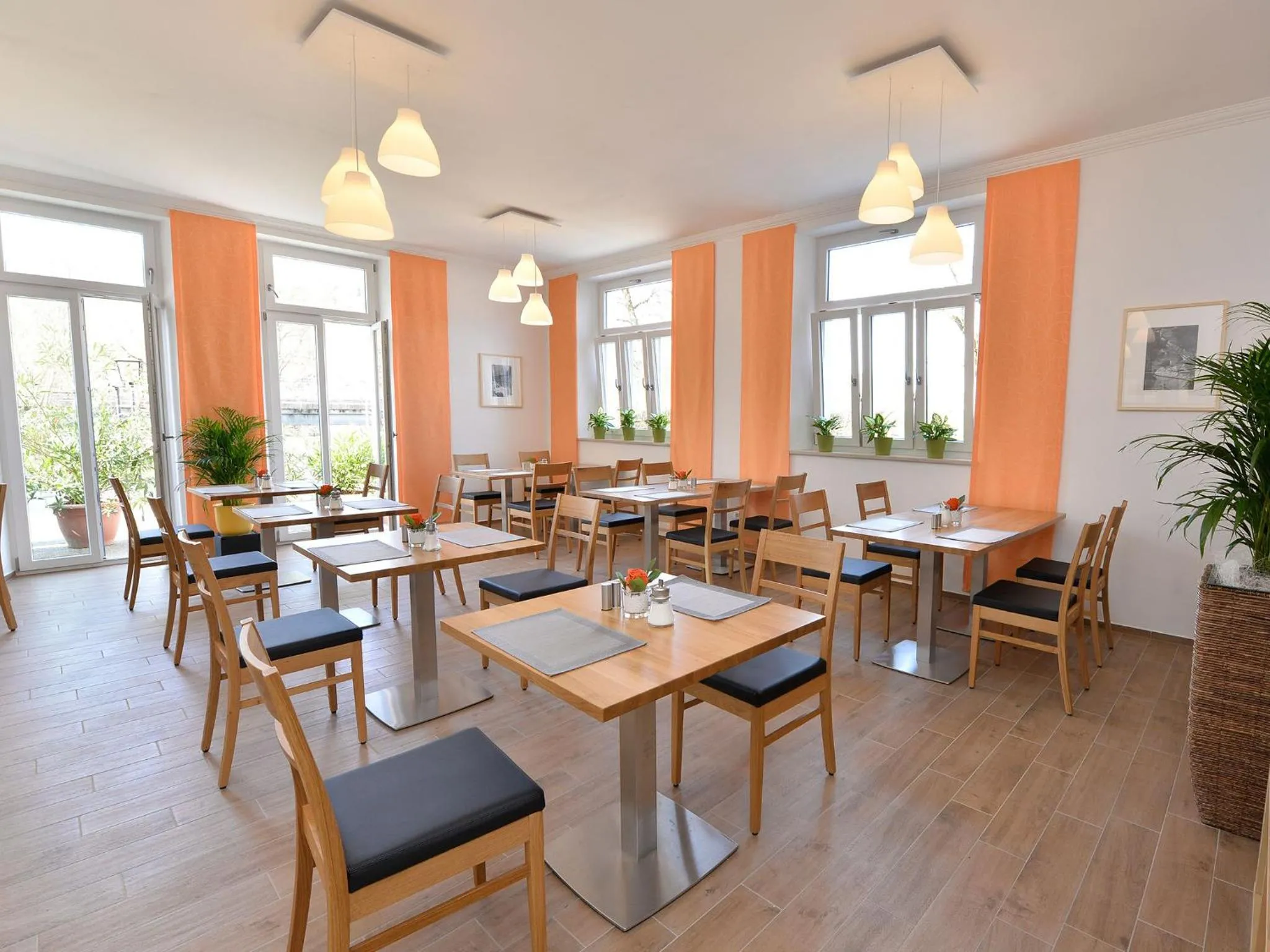 Restaurant/places to eat in Hotel Garni Pension Gambrinus