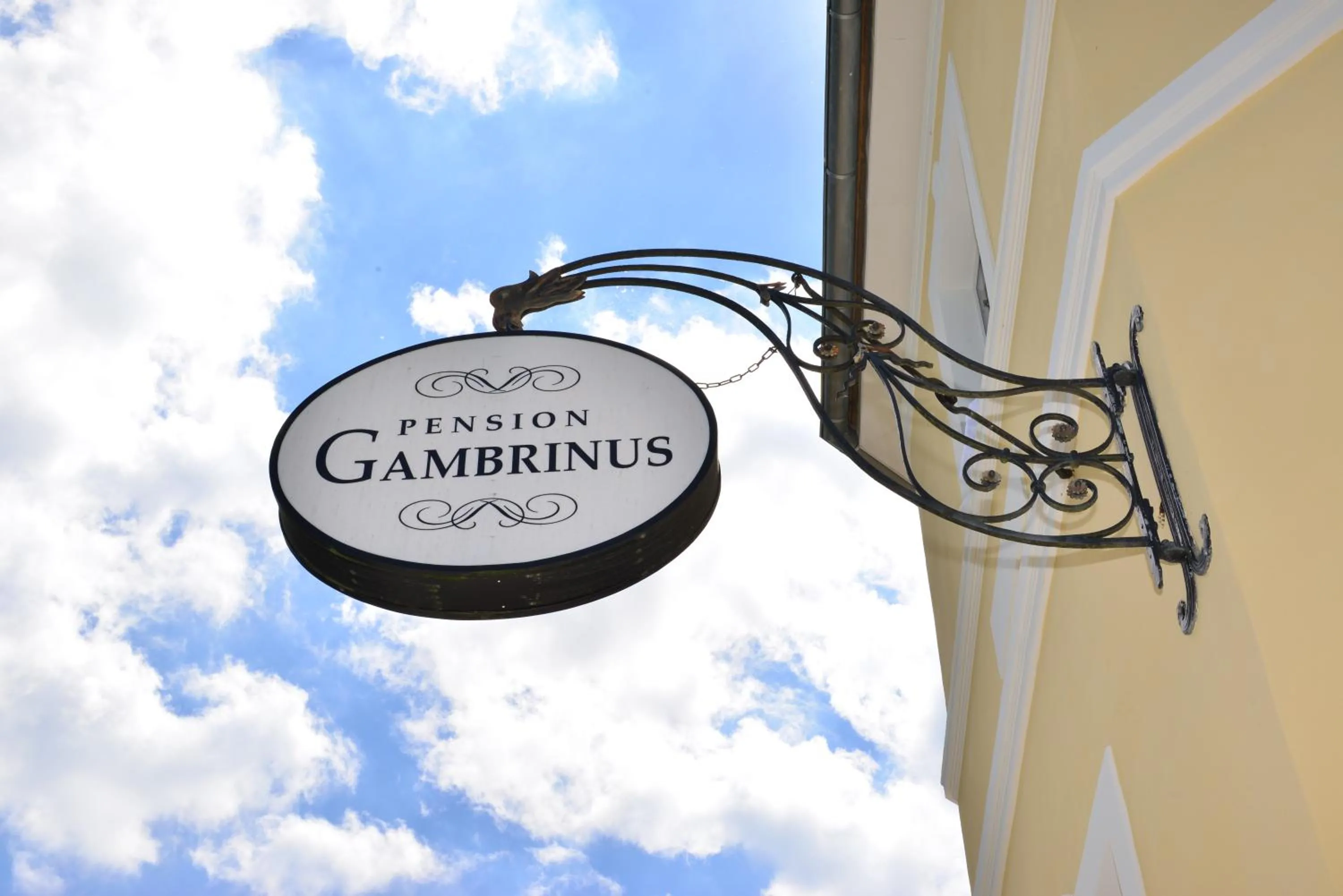 Facade/entrance in Hotel Garni Pension Gambrinus