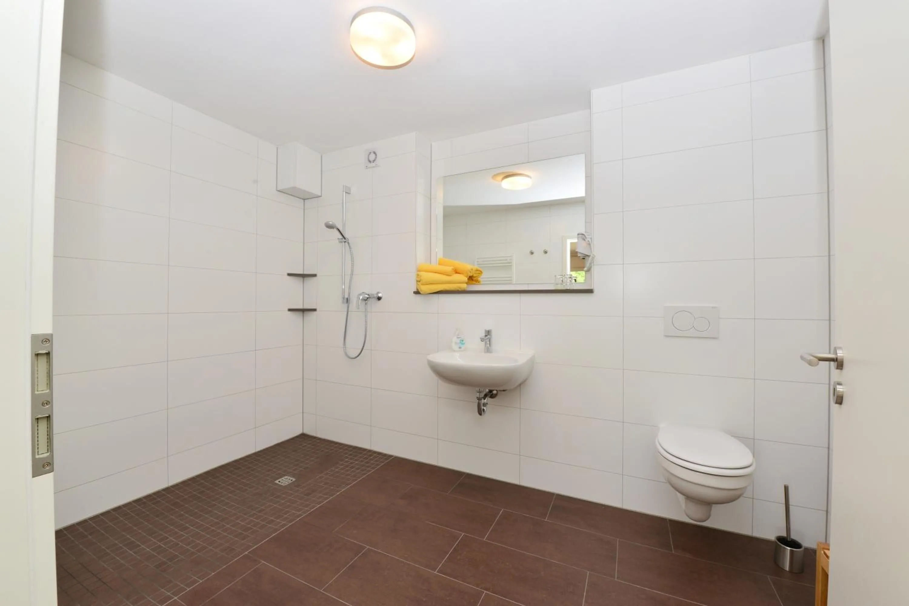 Shower in Hotel Garni Pension Gambrinus