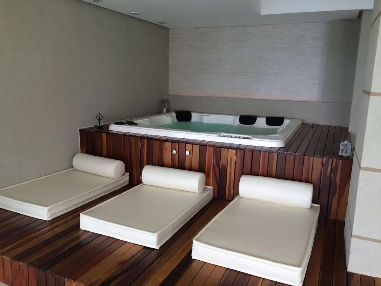 Hot Tub, Bed in Mangaratiba Porto Real Suíte